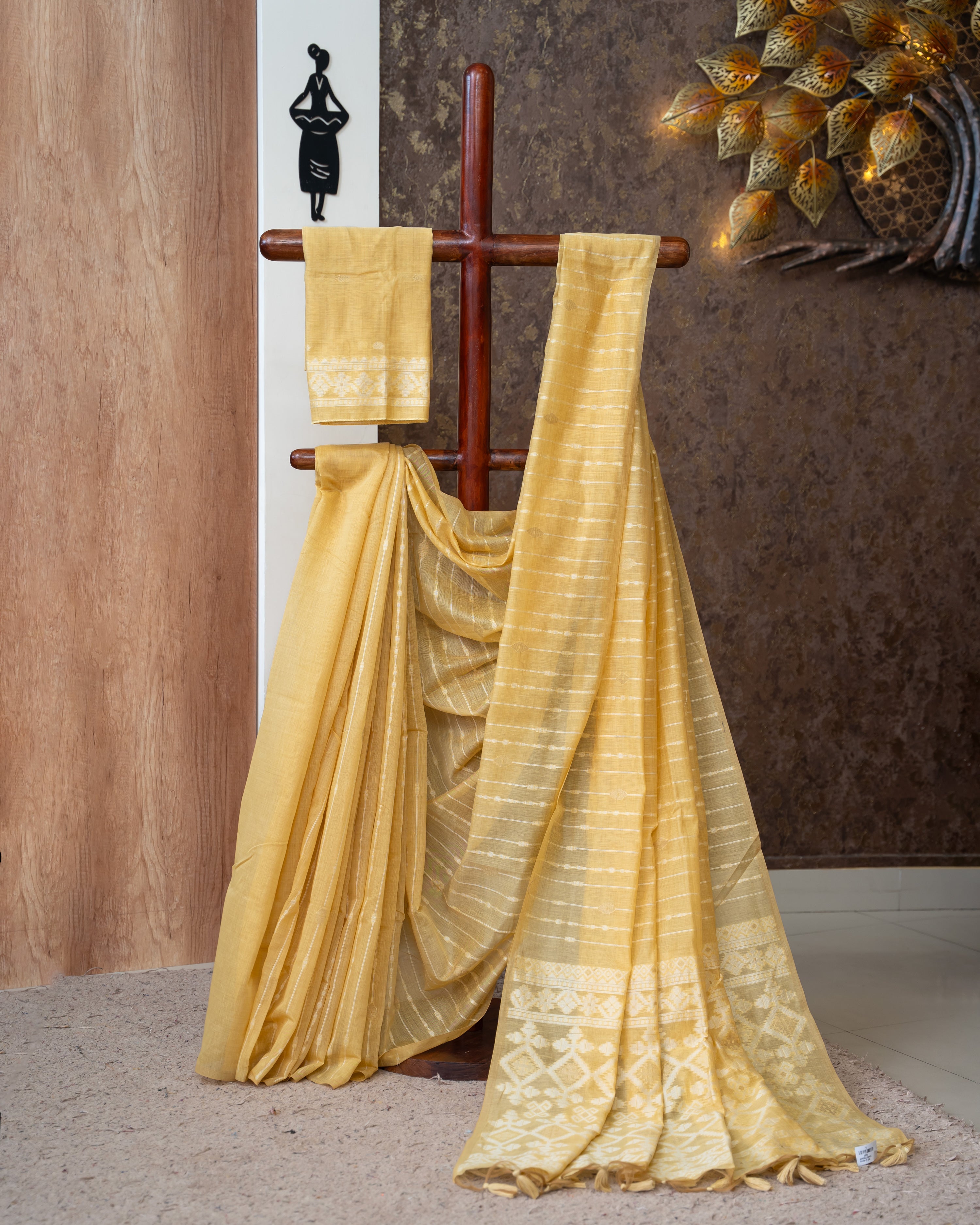 Load image into Gallery viewer, Jamdhani weaved saree-5777
