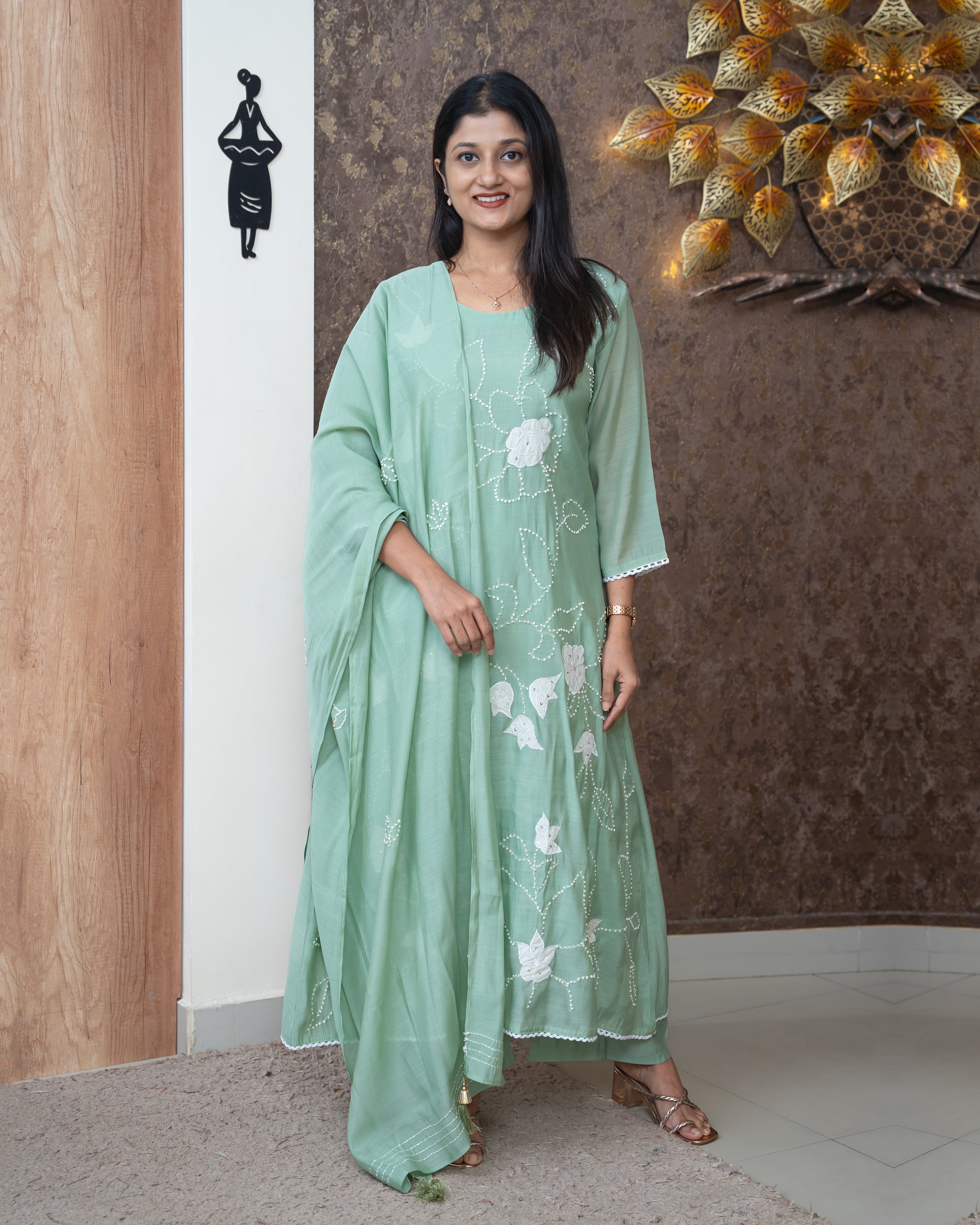 Load image into Gallery viewer, Mul chanderi suit-5787
