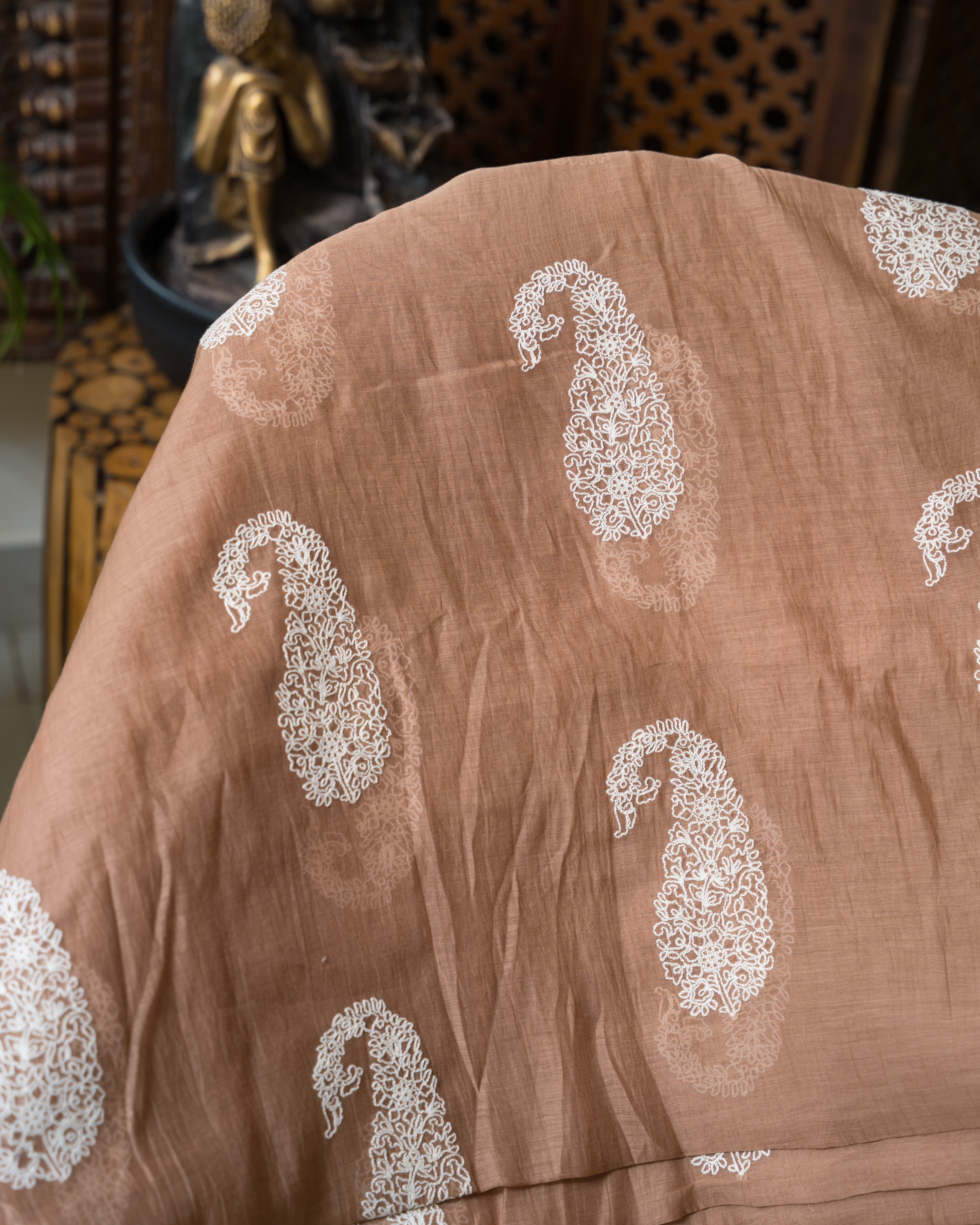 Load image into Gallery viewer, Mul Chanderi Fabric-5597
