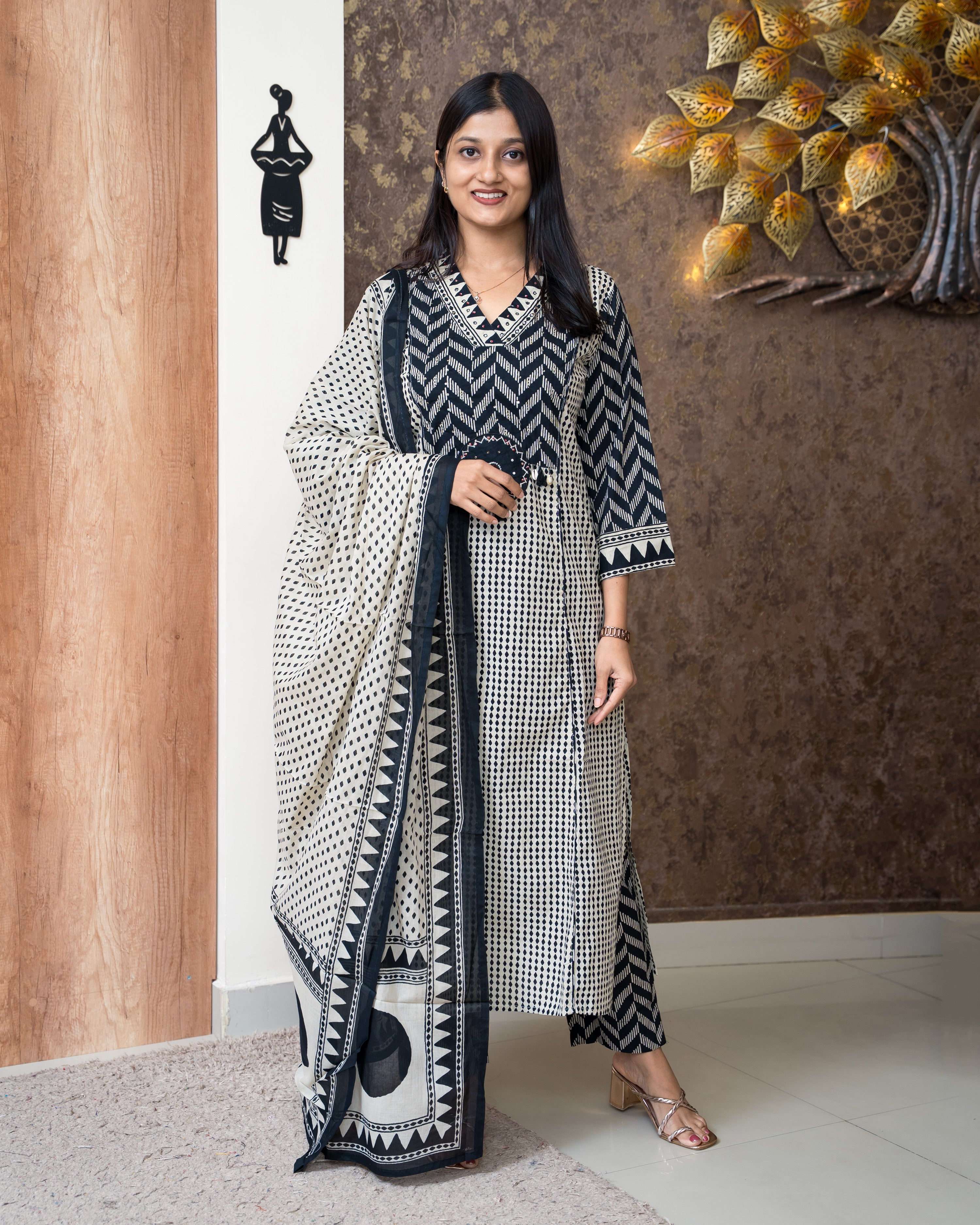 Load image into Gallery viewer, Cotton Suit-6011
