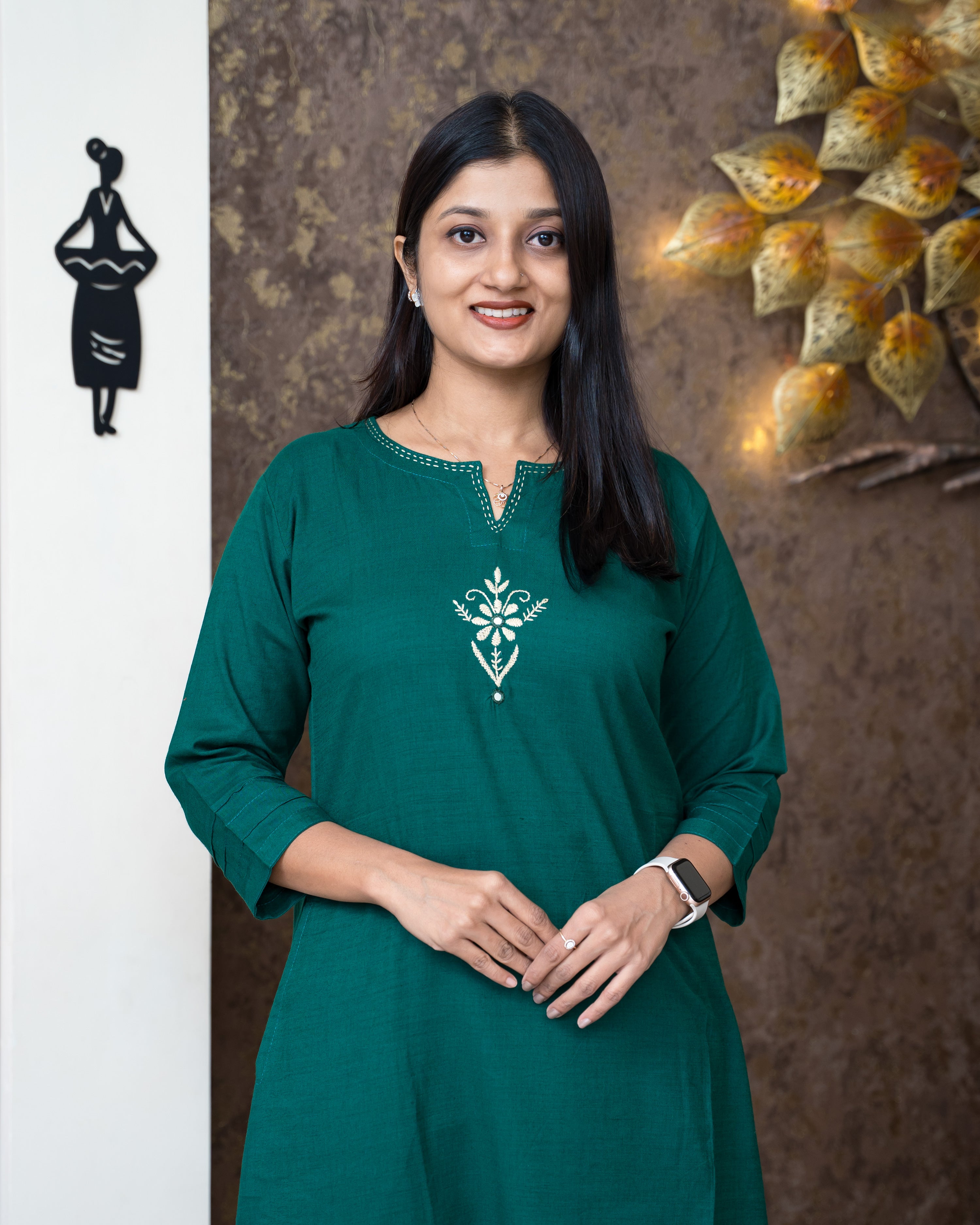 Load image into Gallery viewer, Viscose Cotton Kurti-6173
