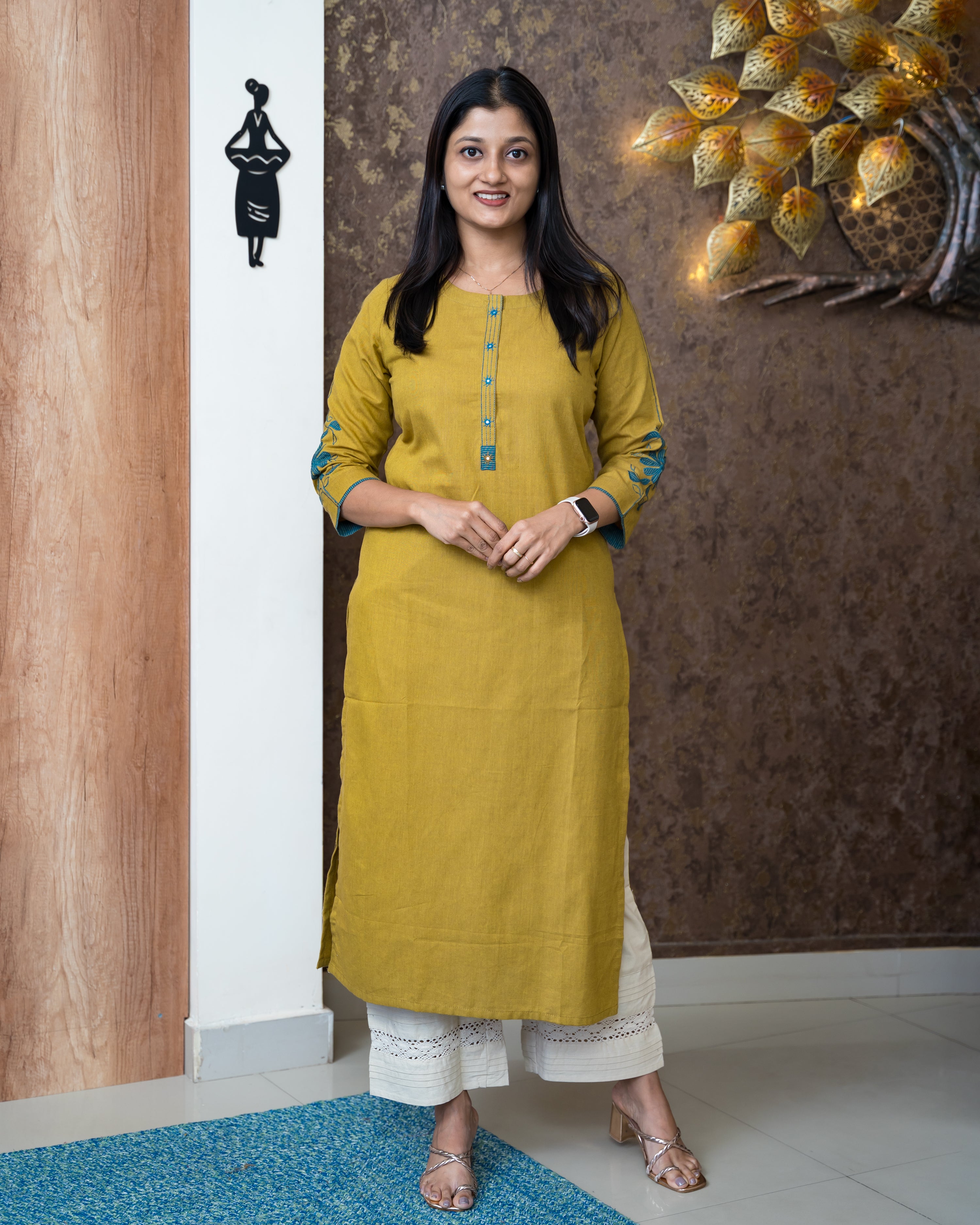 Load image into Gallery viewer, Cotton kurti :- 6250
