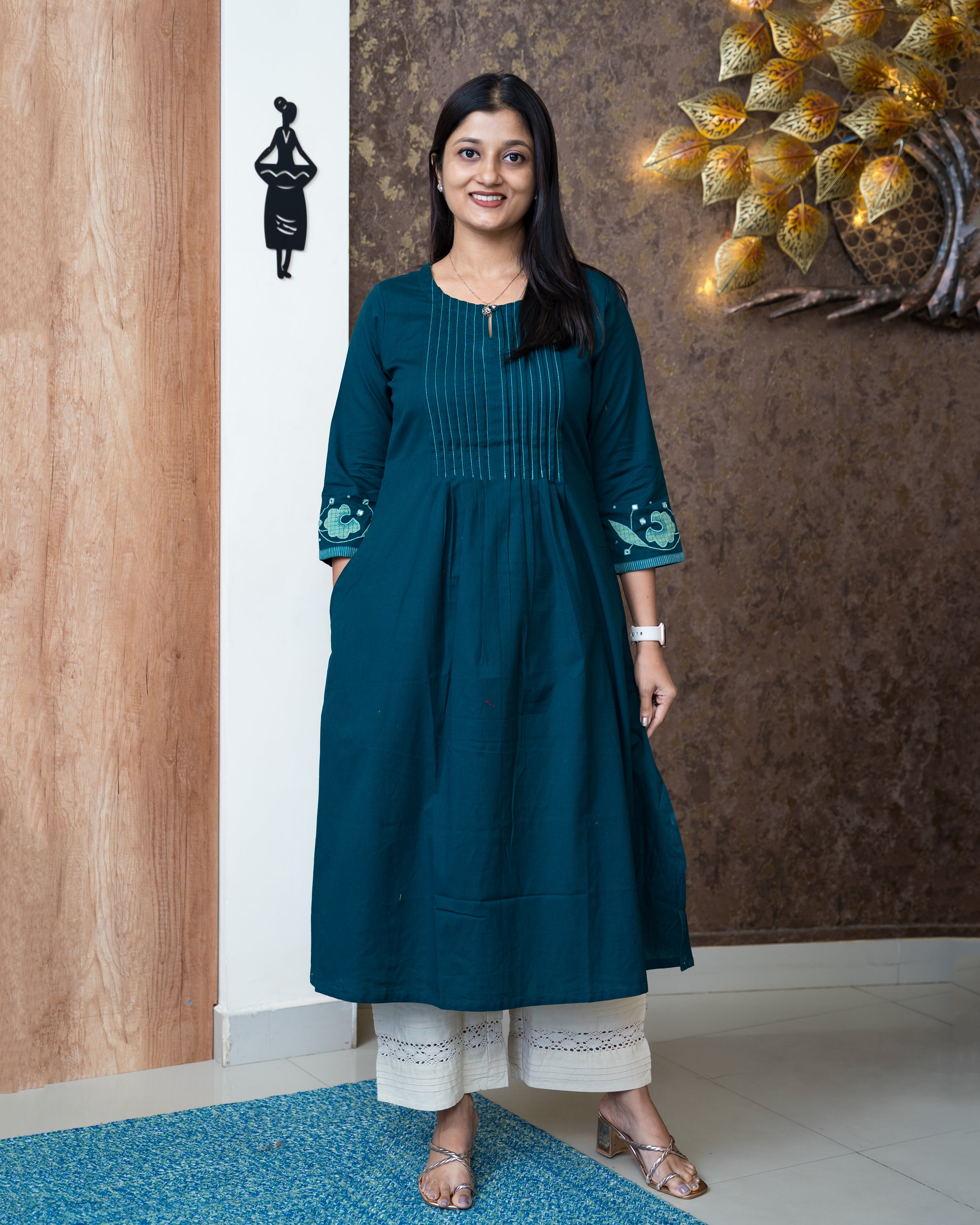 Load image into Gallery viewer, Cotton Kurti- 6245

