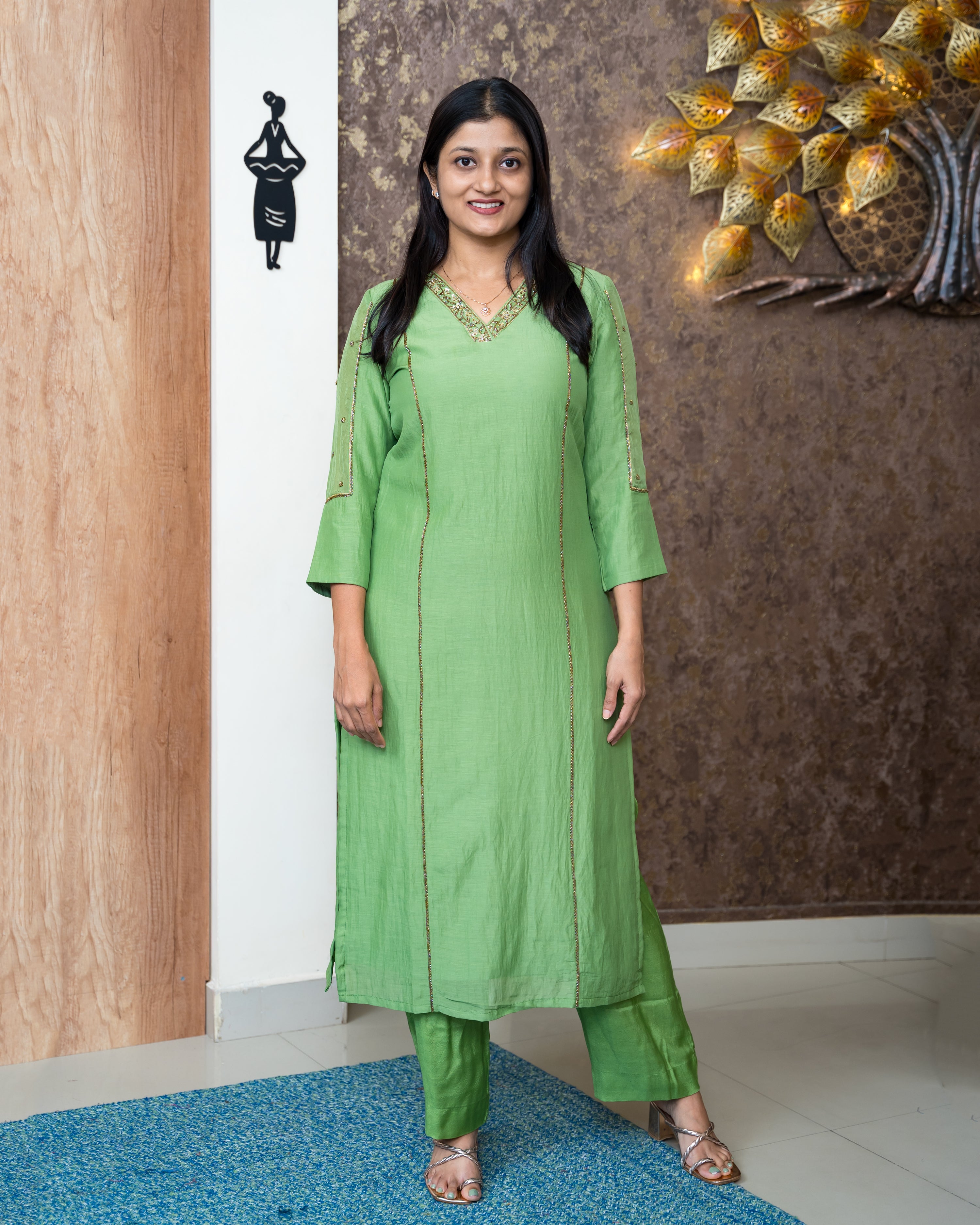 Load image into Gallery viewer, Mul Chanderi Designer Wear(Pre-Order)-957
