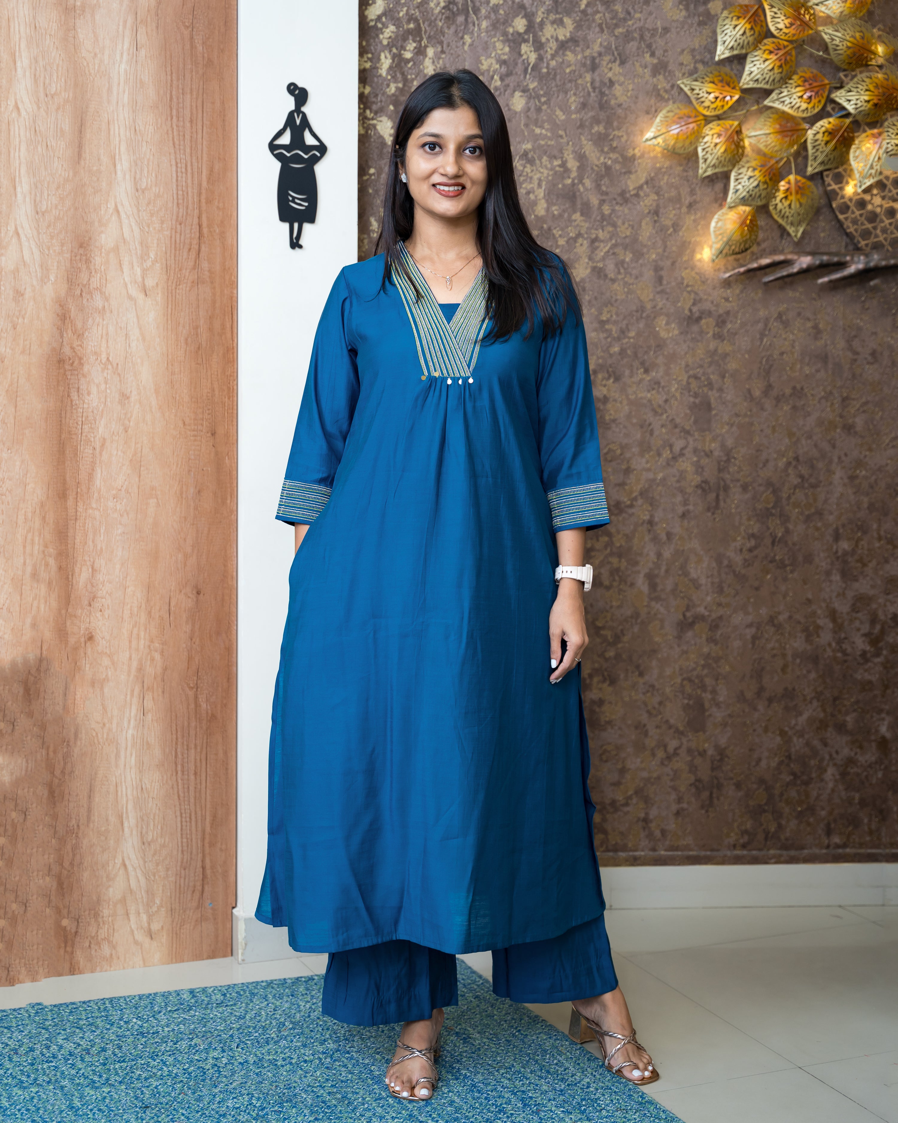 Load image into Gallery viewer, Semi Silk Co-Ord Set-6538
