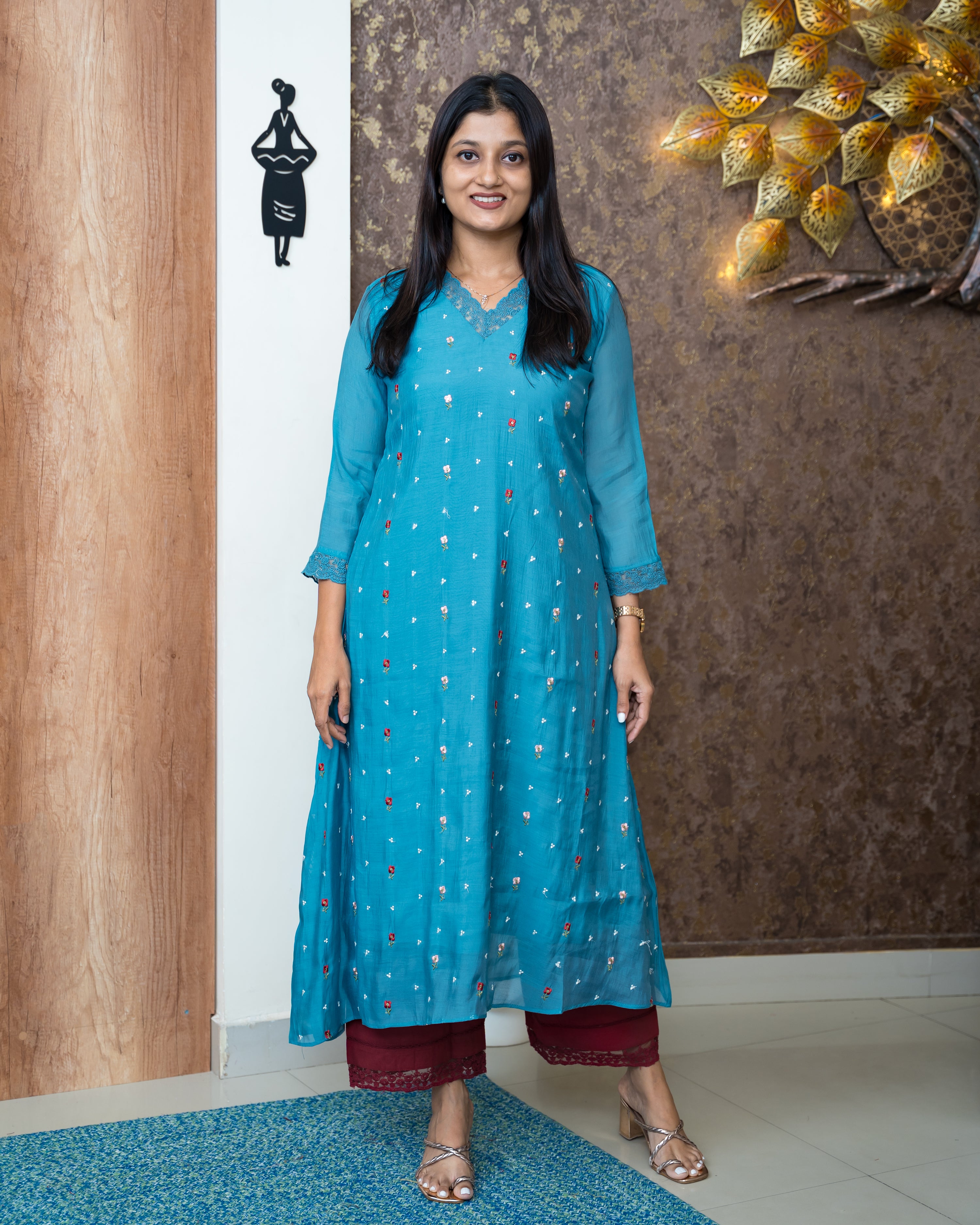 Load image into Gallery viewer, Mul Chanderi Kurti-6545
