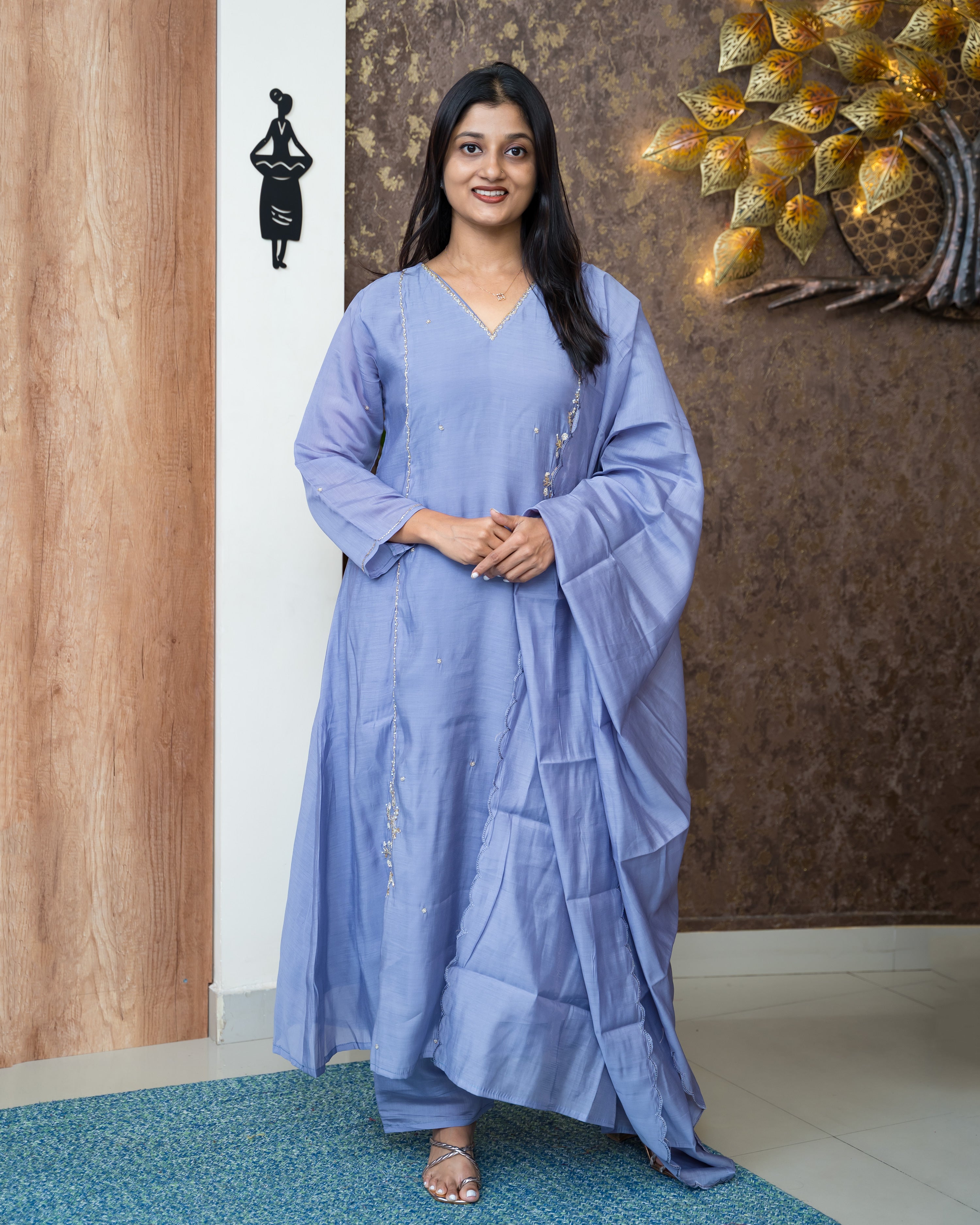 Load image into Gallery viewer, Mul Chanderi Suit-6583
