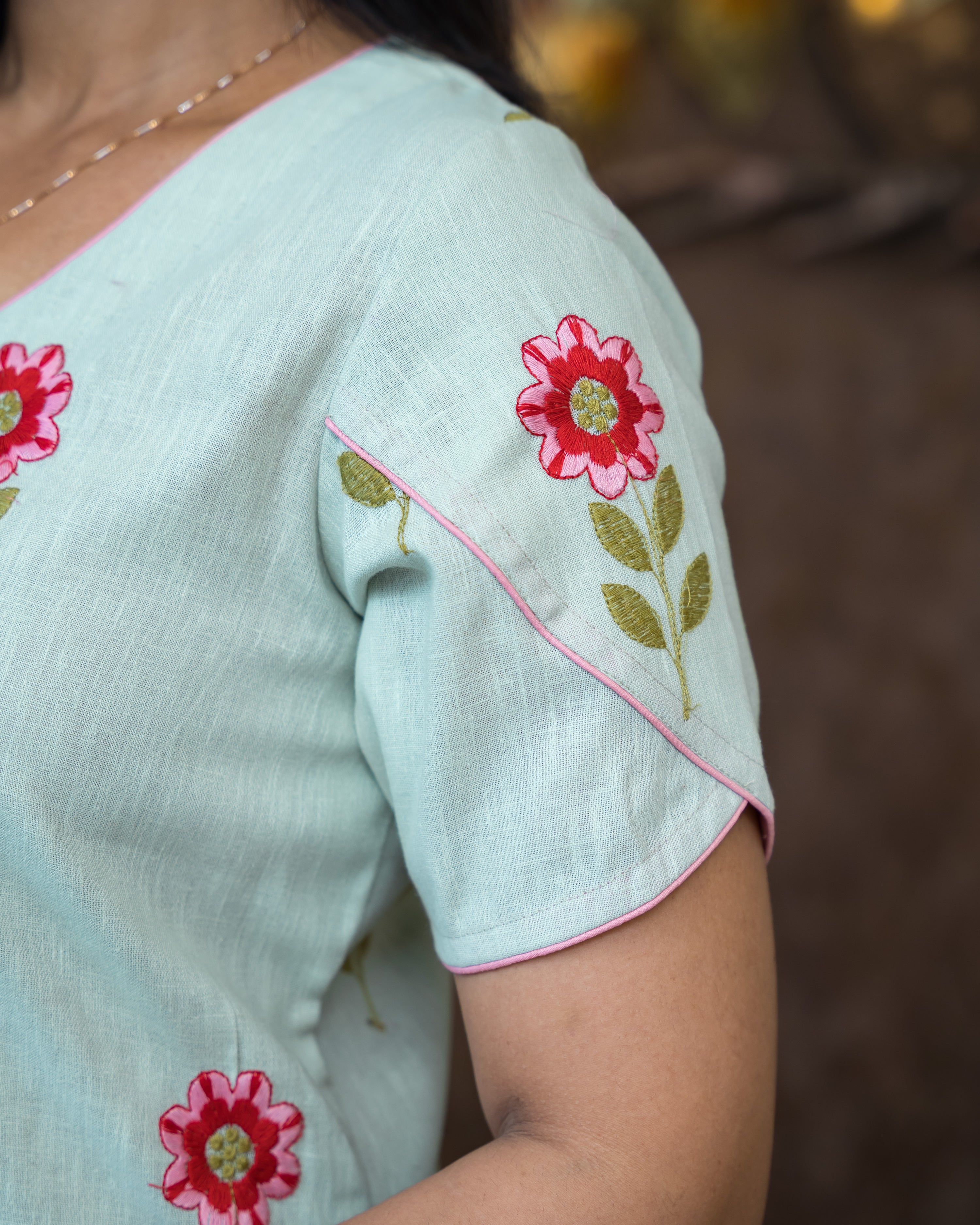 Load image into Gallery viewer, Linen Cotton Designer Kurti(Pre-Order)-975
