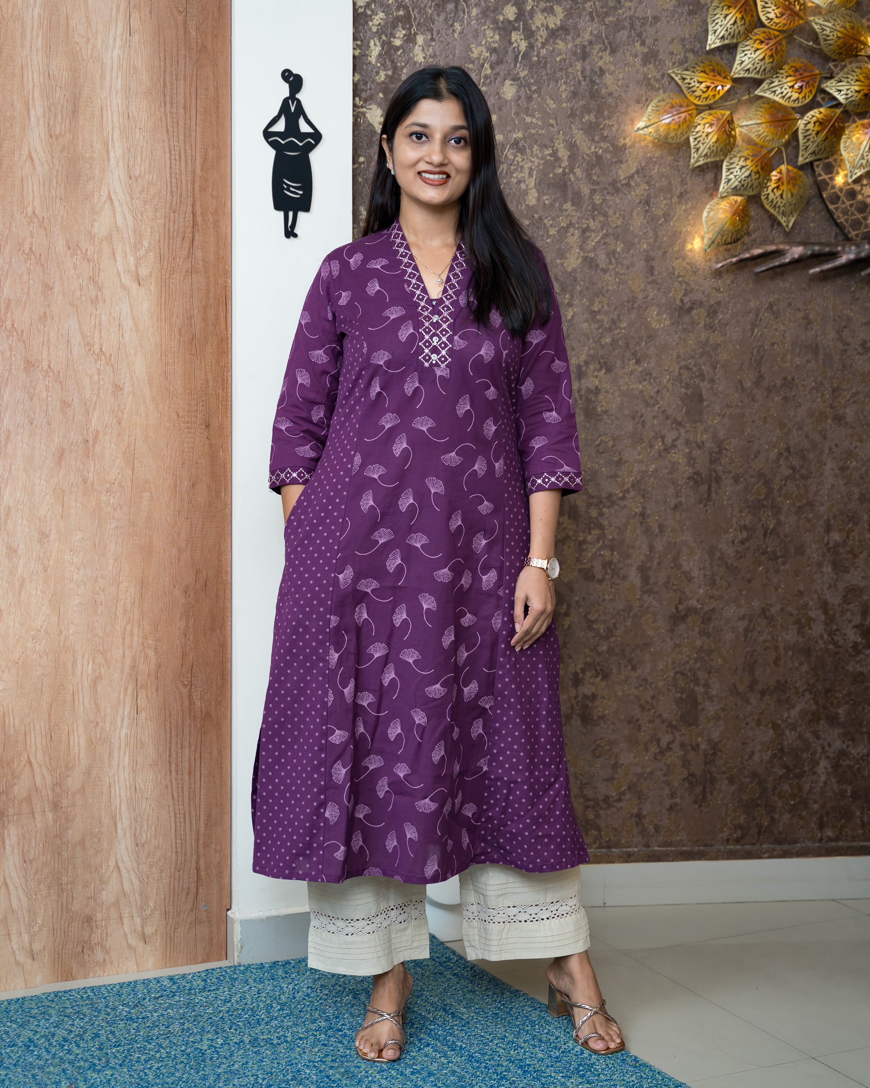 Load image into Gallery viewer, Pure Cotton Kurti-6692
