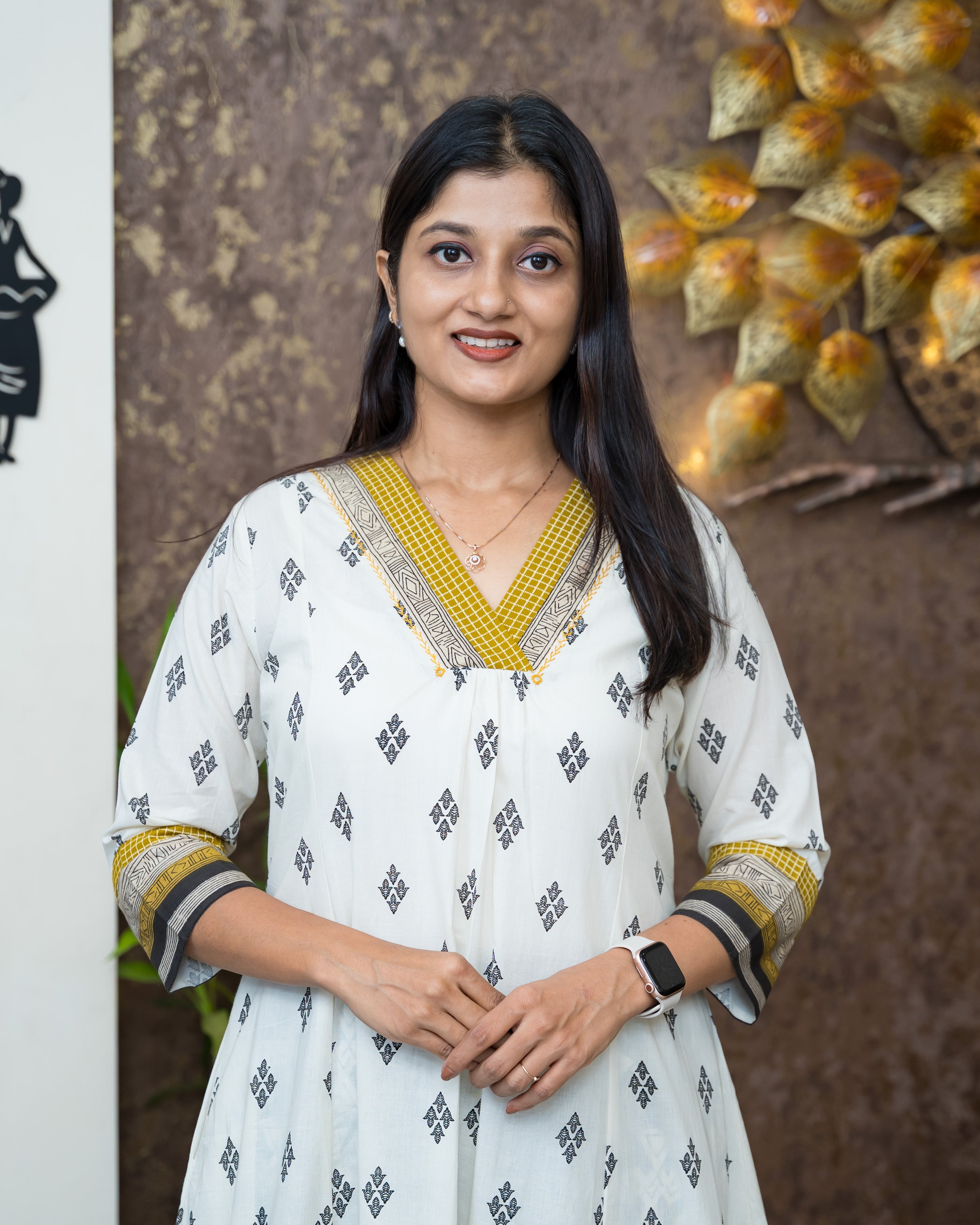 Load image into Gallery viewer, Cotton Kurti - 6741
