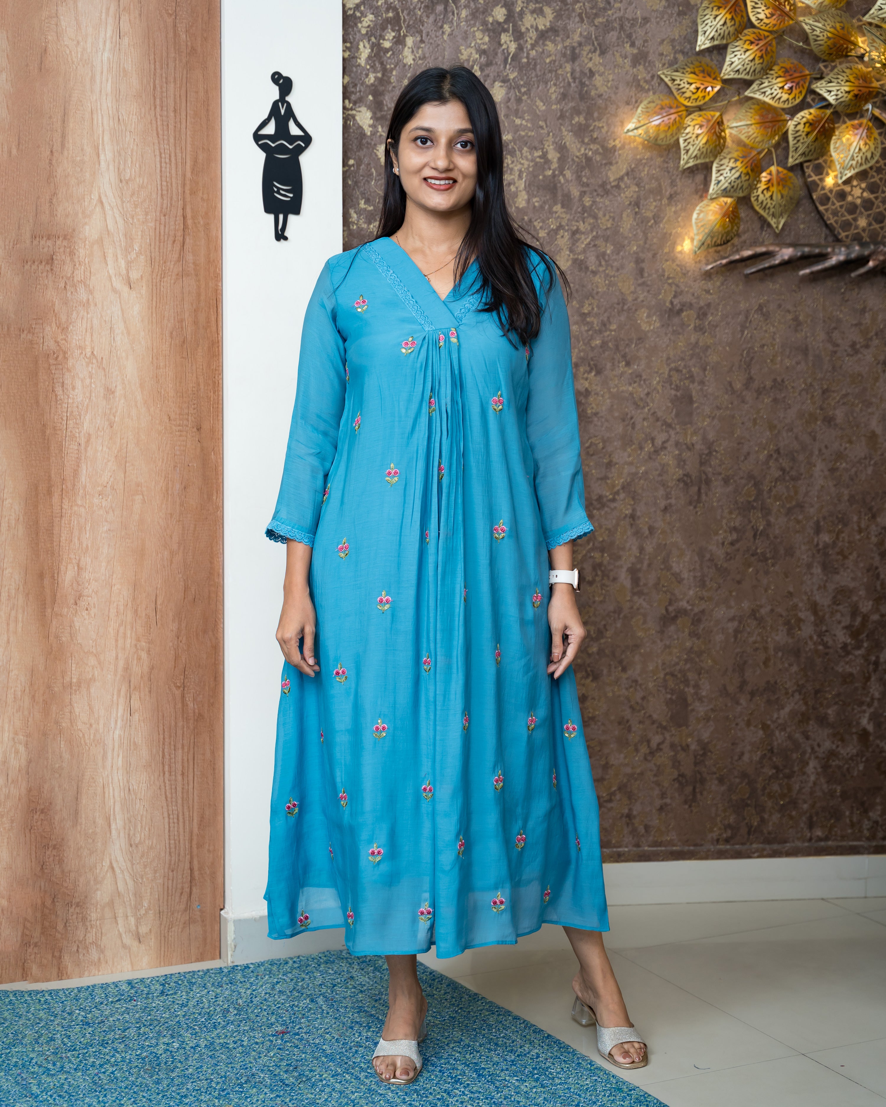 Load image into Gallery viewer, Mul Chanderi Kurti-6780
