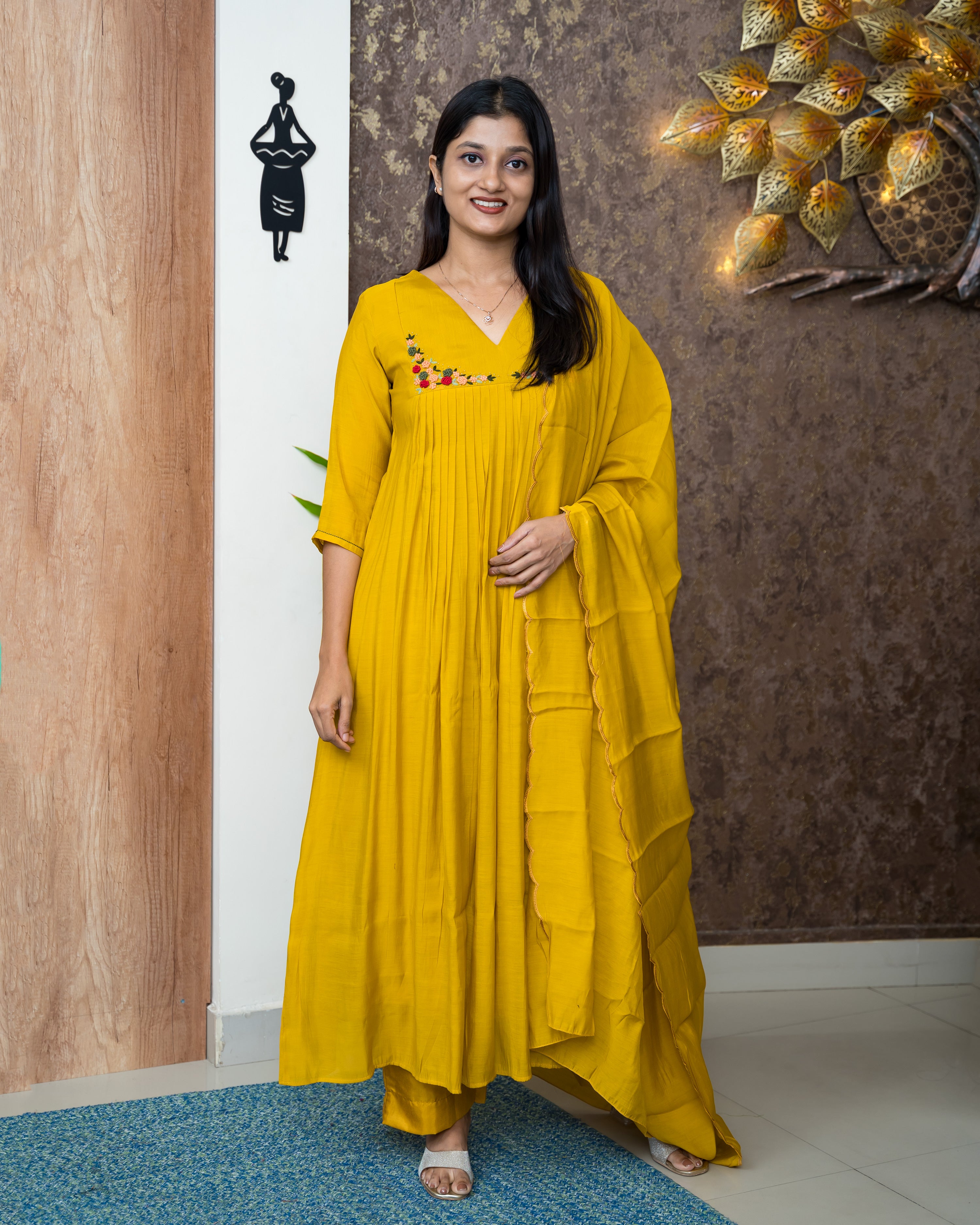 Load image into Gallery viewer, Mul Chanderi Suit-6788
