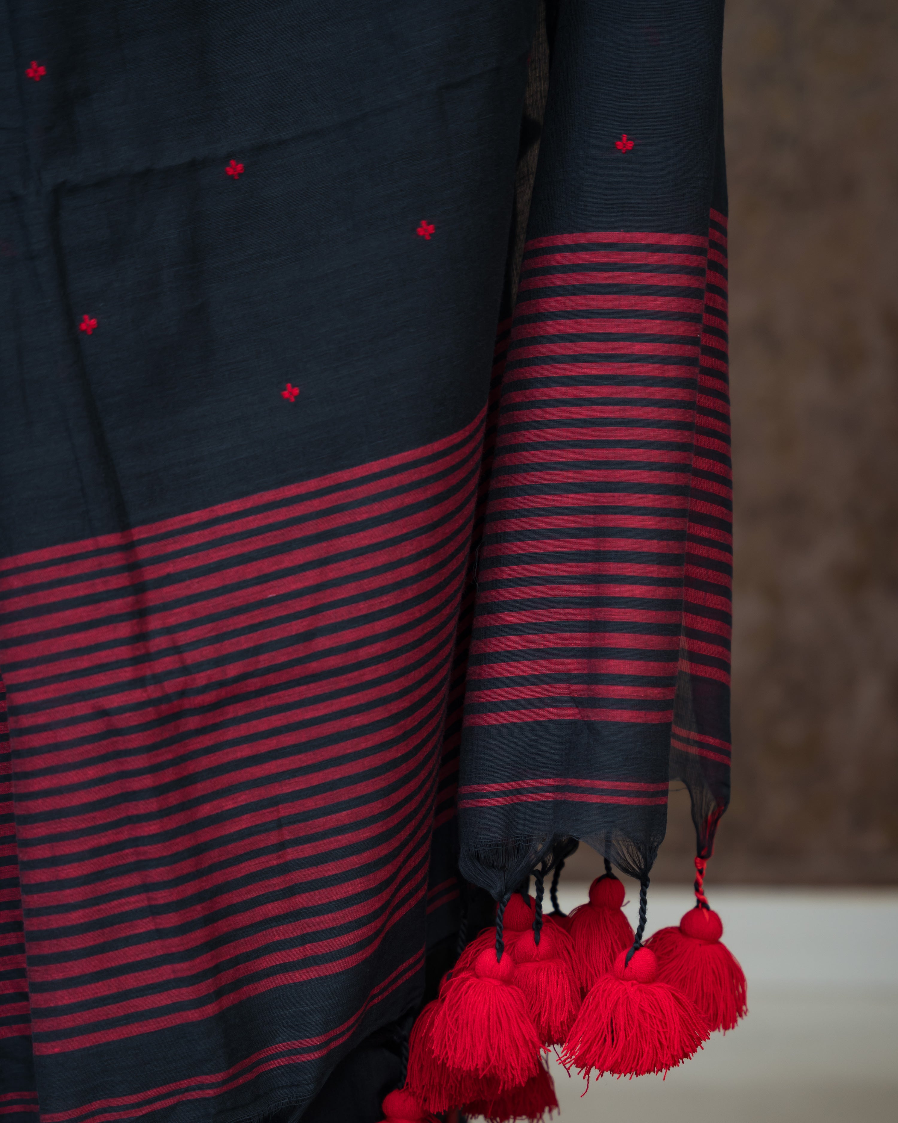 Load image into Gallery viewer, Mul Cotton Saree(Pre-Order)-6709
