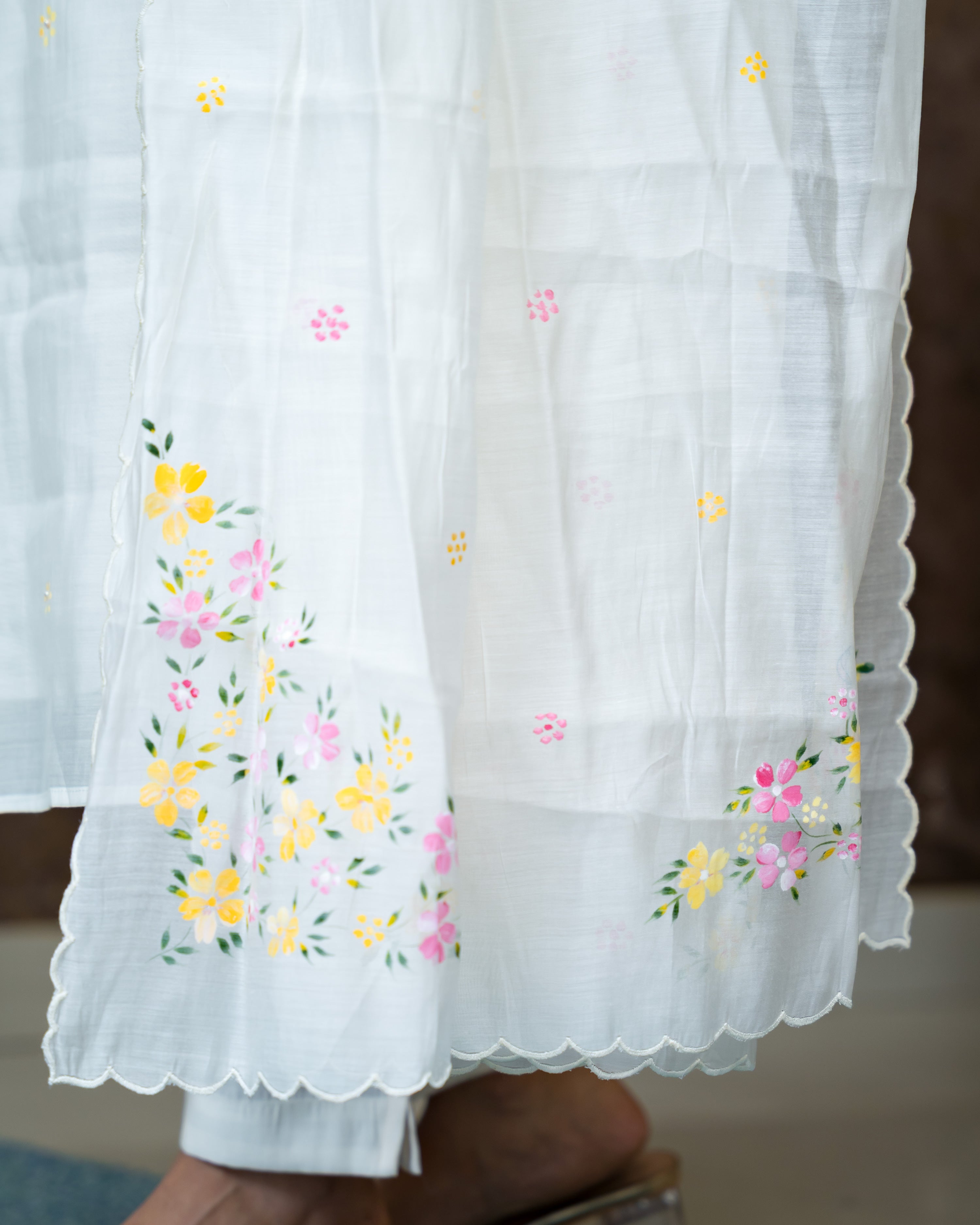 Load image into Gallery viewer, Mul Chanderi Suit-6790
