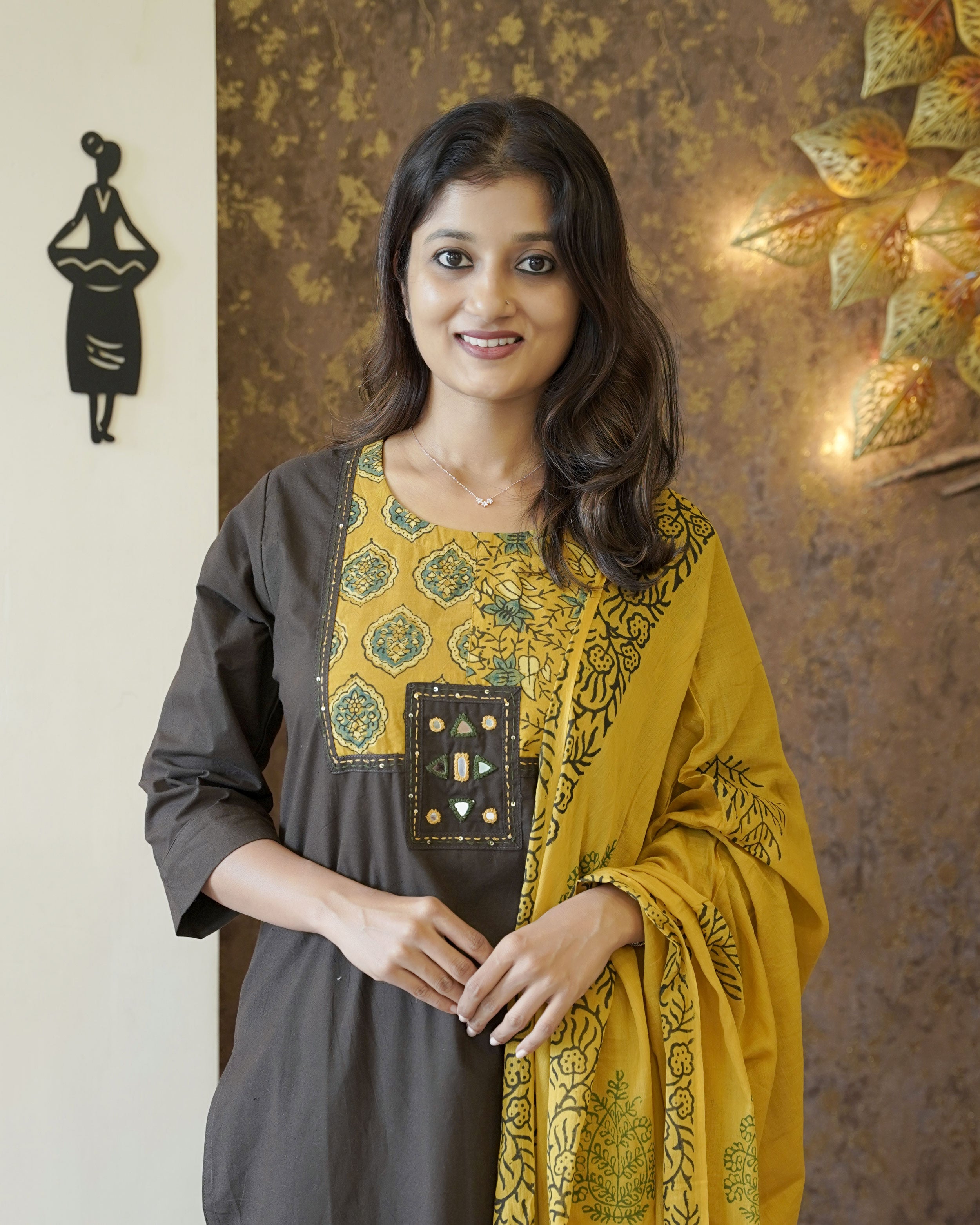Load image into Gallery viewer, Pure Cotton Salwar Suit-2890
