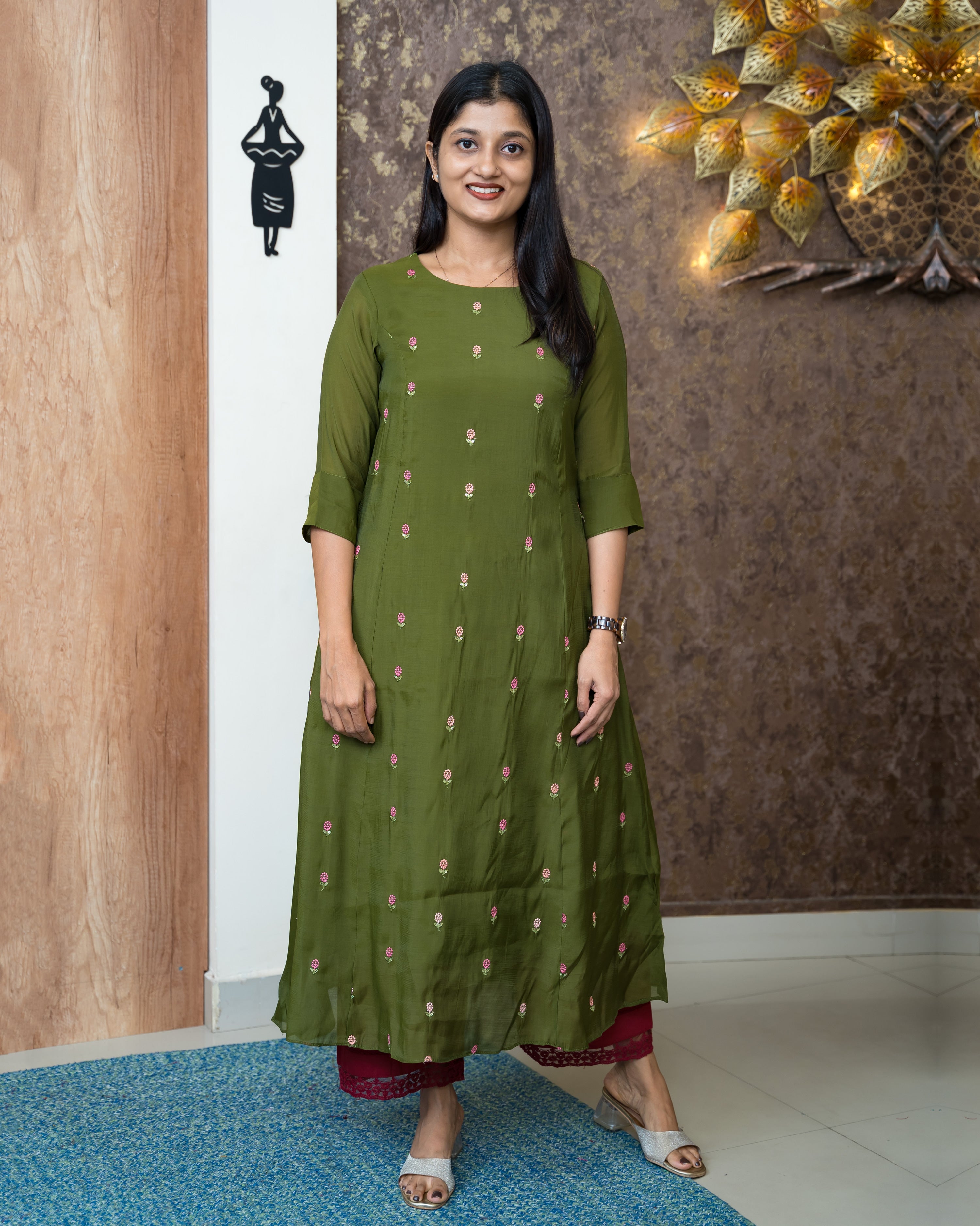 Load image into Gallery viewer, Mul Chanderi Kurti-6898
