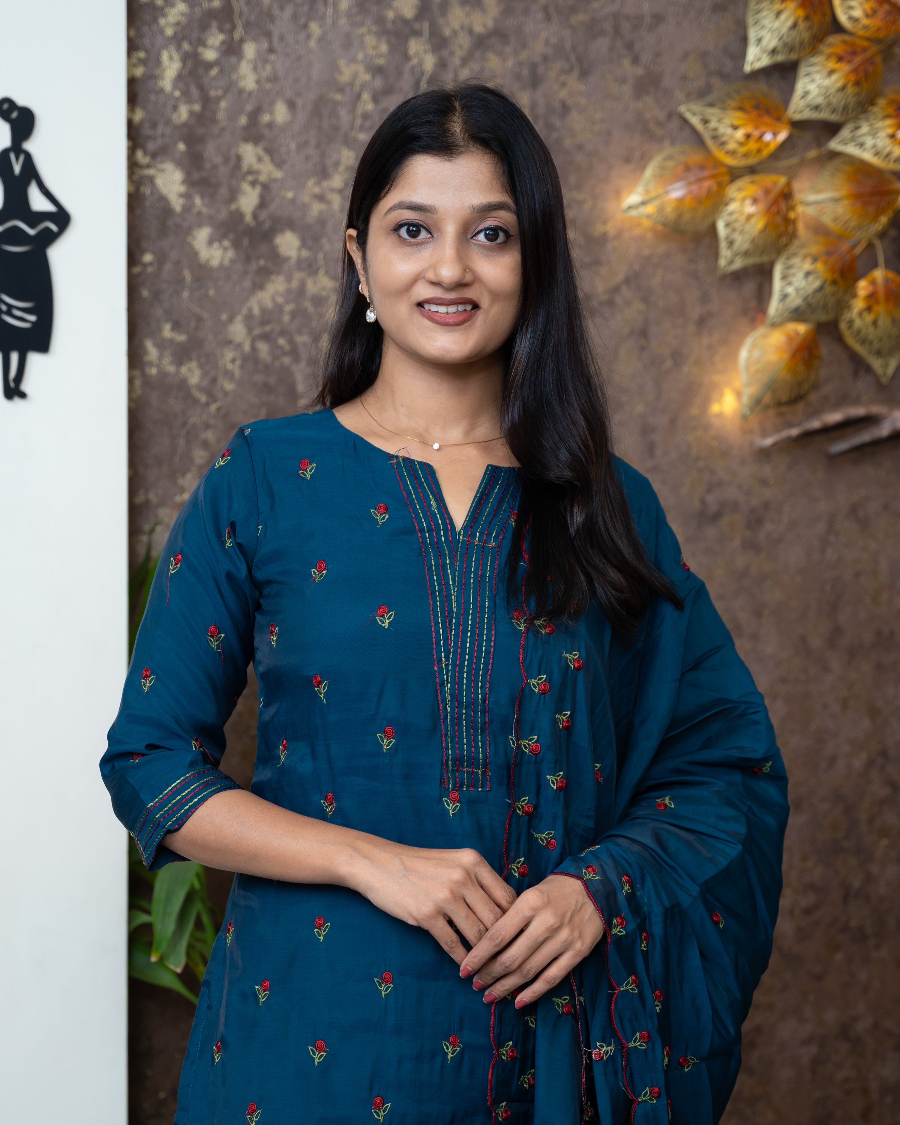Load image into Gallery viewer, Mul Chanderi Suit-7032
