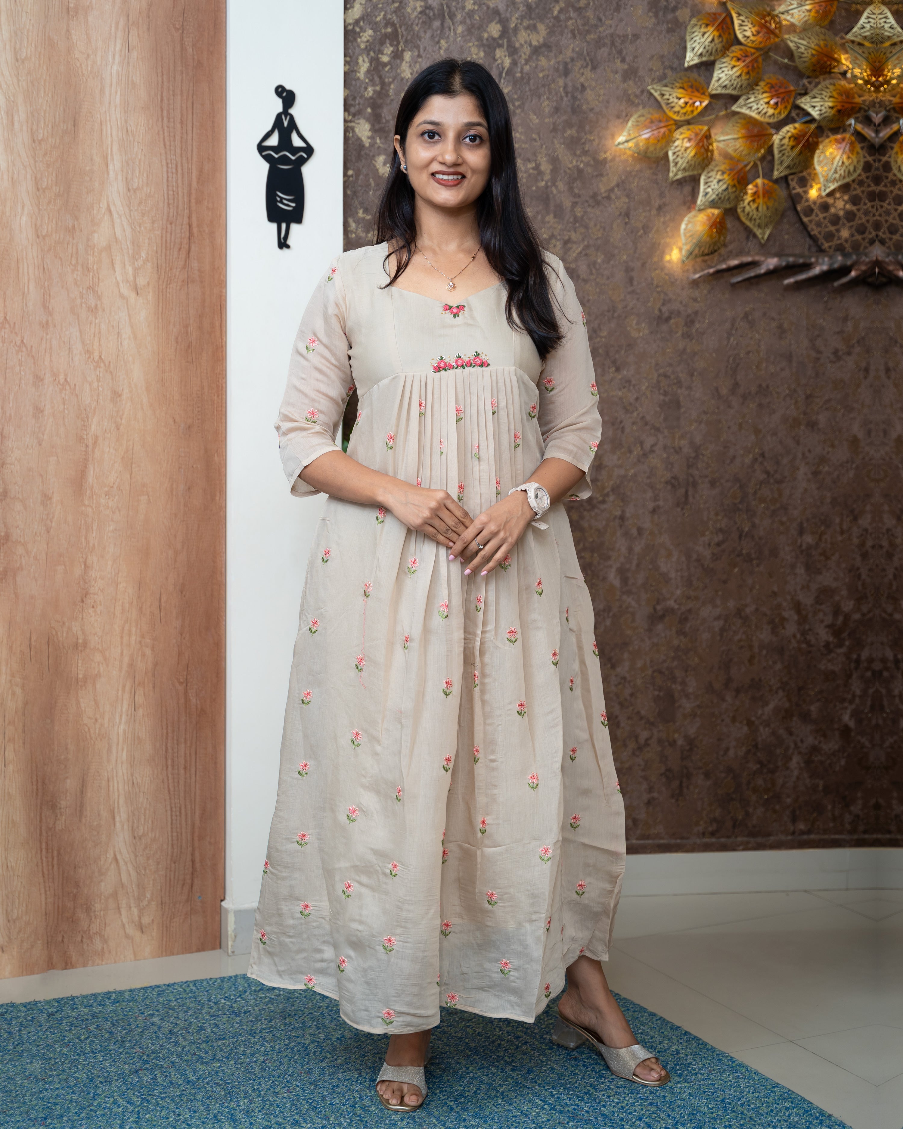 Load image into Gallery viewer, Mul Chanderi Kurti-7090
