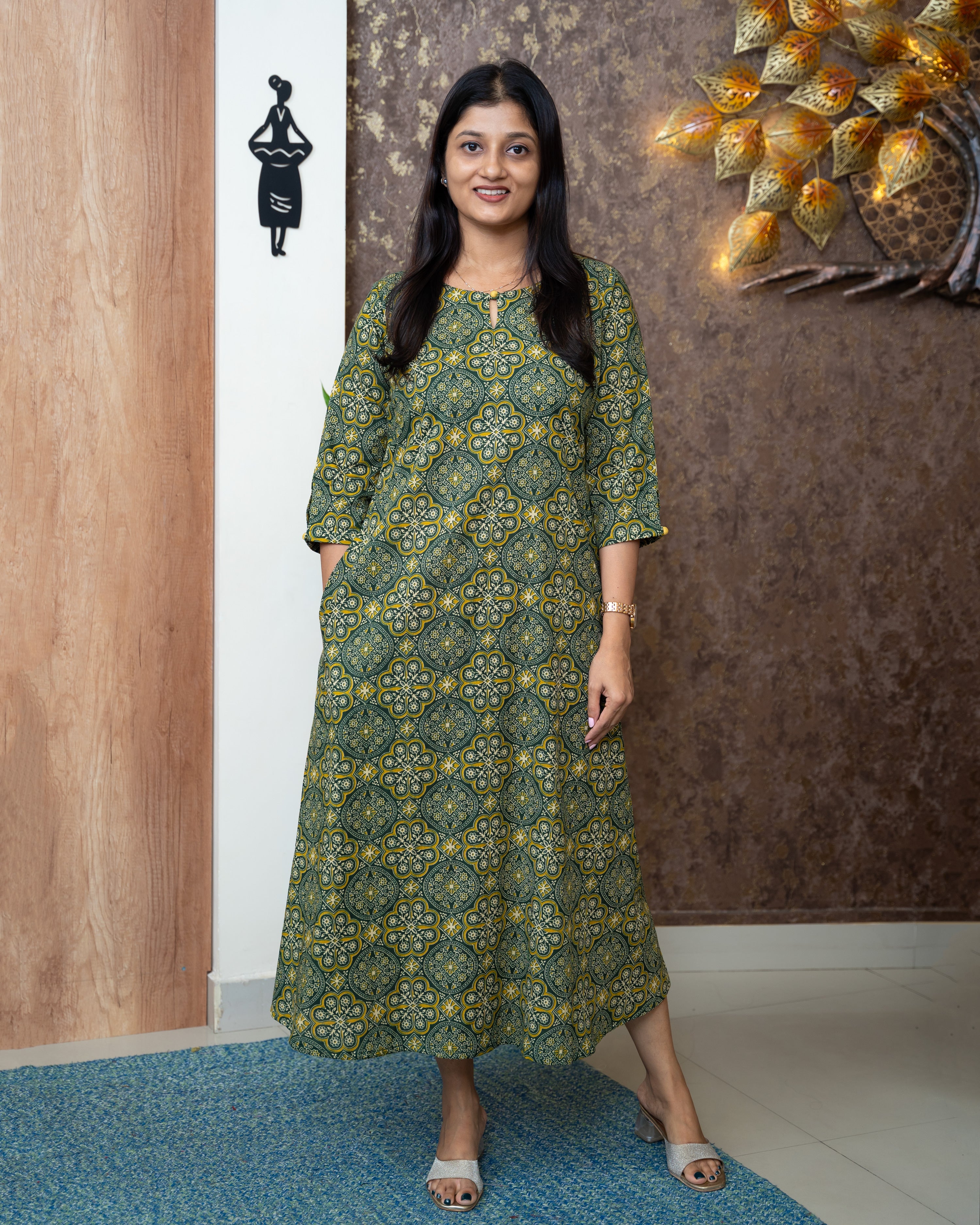 Load image into Gallery viewer, Cotton Designer Kurti(Pre-Order)-1024
