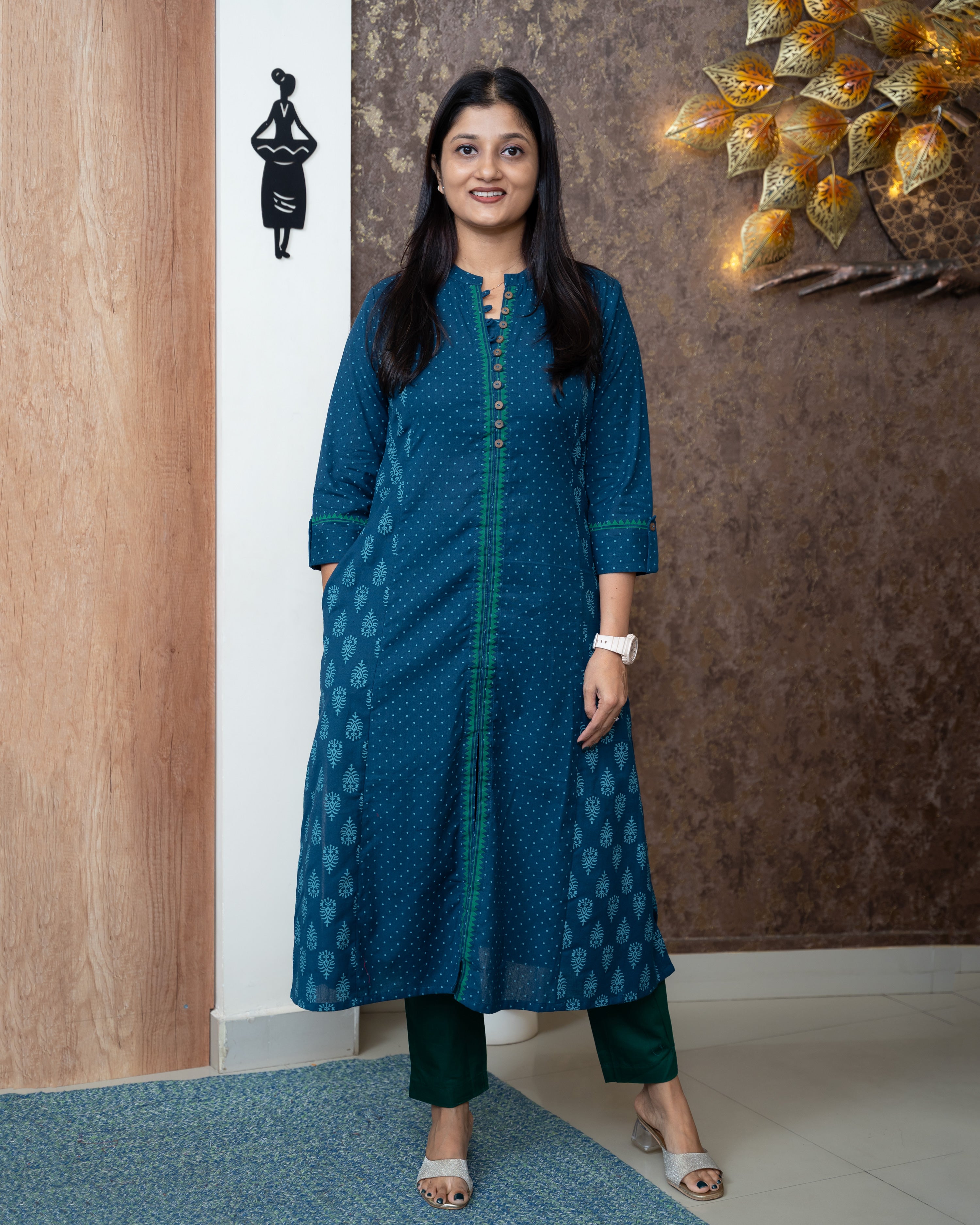 Load image into Gallery viewer, Cotton Kurti-7153
