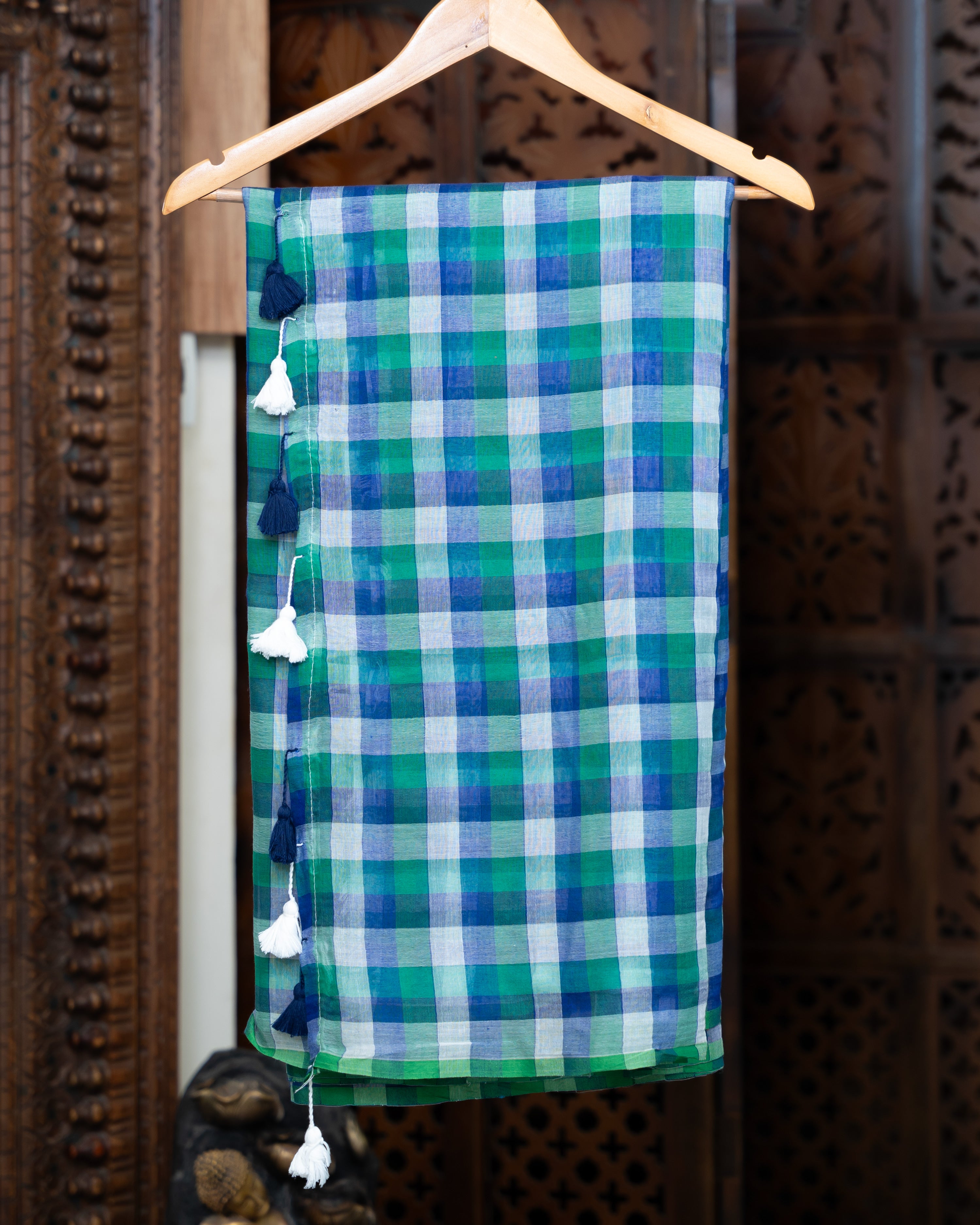 Load image into Gallery viewer, Mul Cotton Saree- 7114

