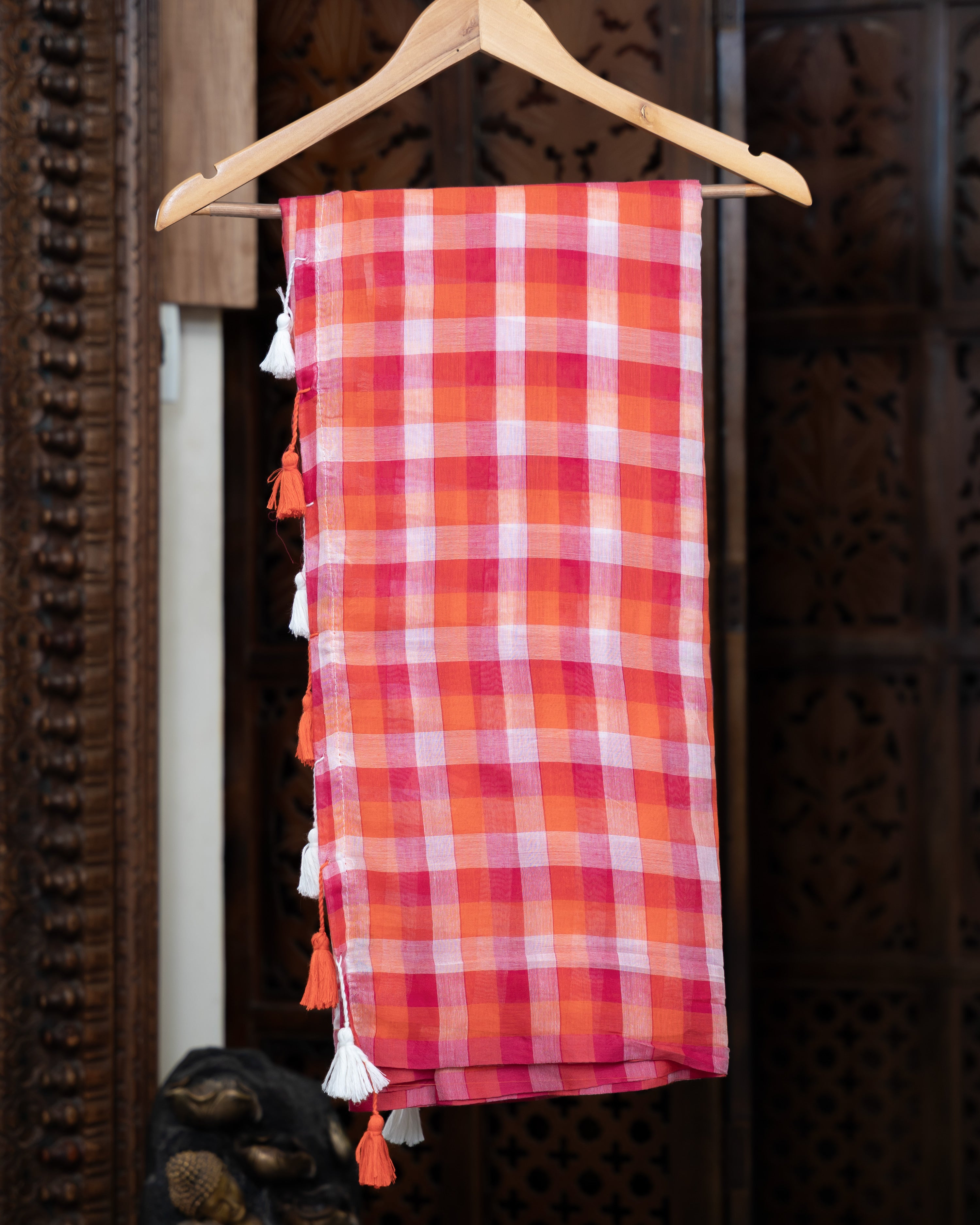 Load image into Gallery viewer, Mul Cotton Saree- 7114
