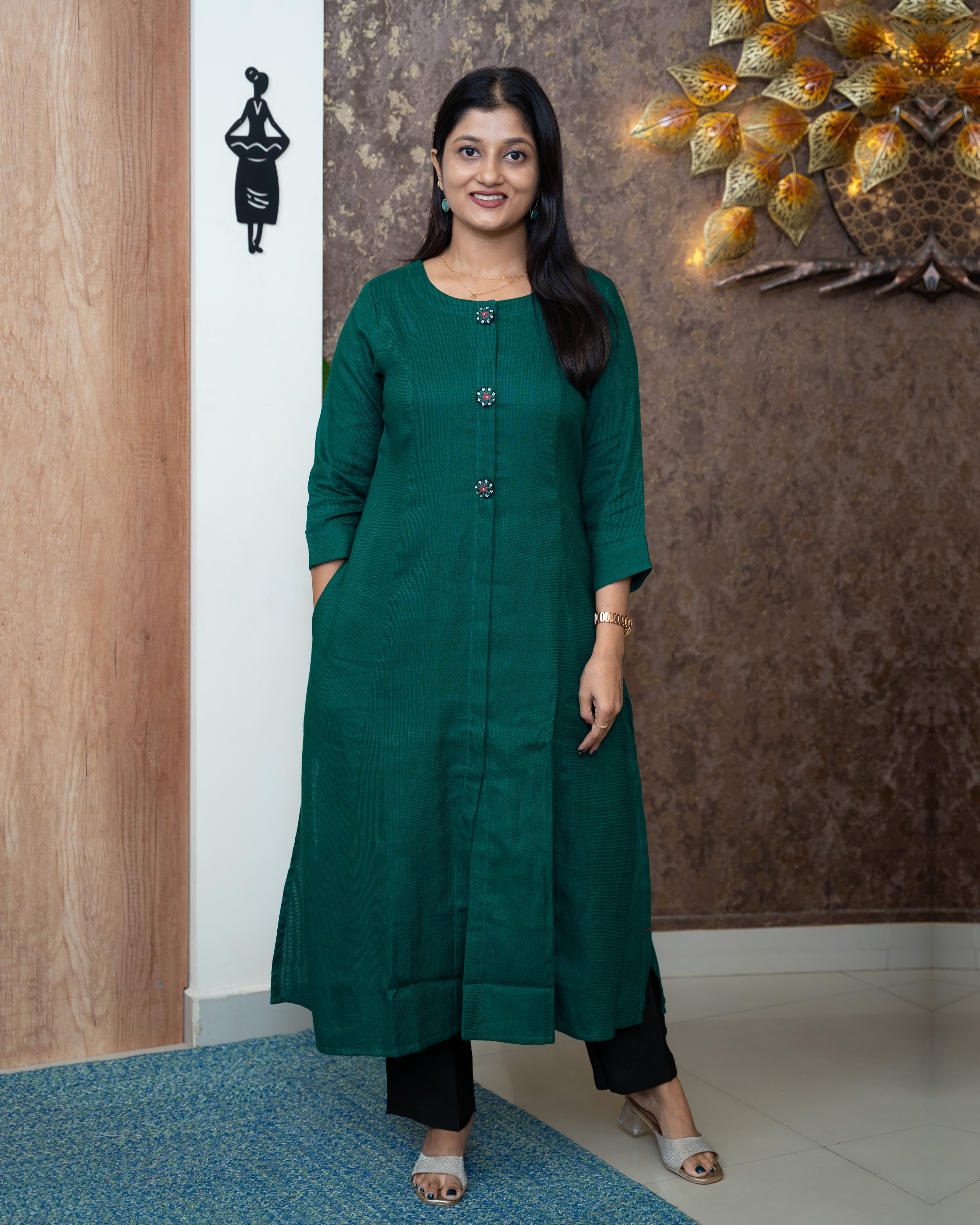 Load image into Gallery viewer, Jute Cotton Kurti-7186
