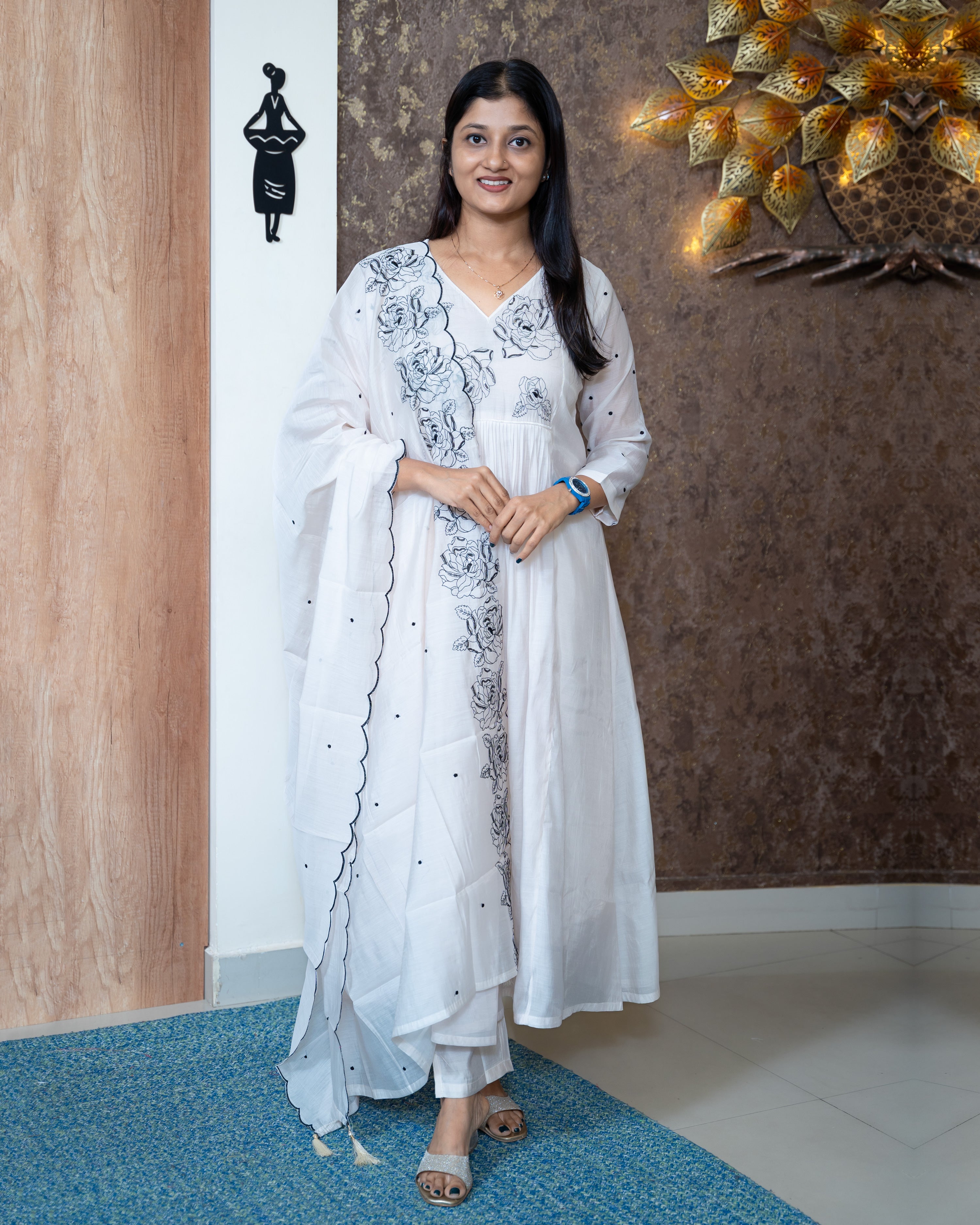 Load image into Gallery viewer, Mul Chanderi Suit-7235
