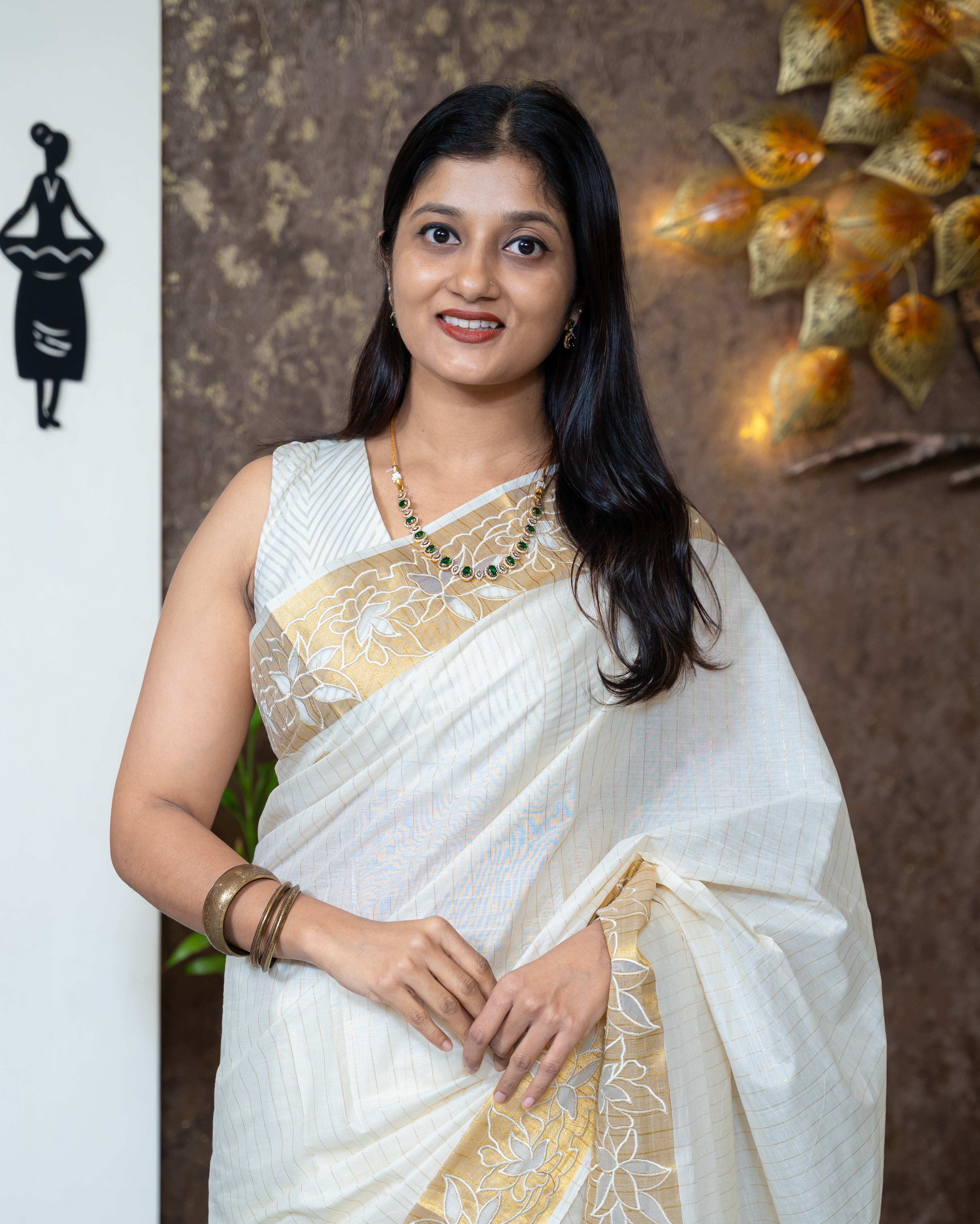 Load image into Gallery viewer, Kerala Striped Saree-7296
