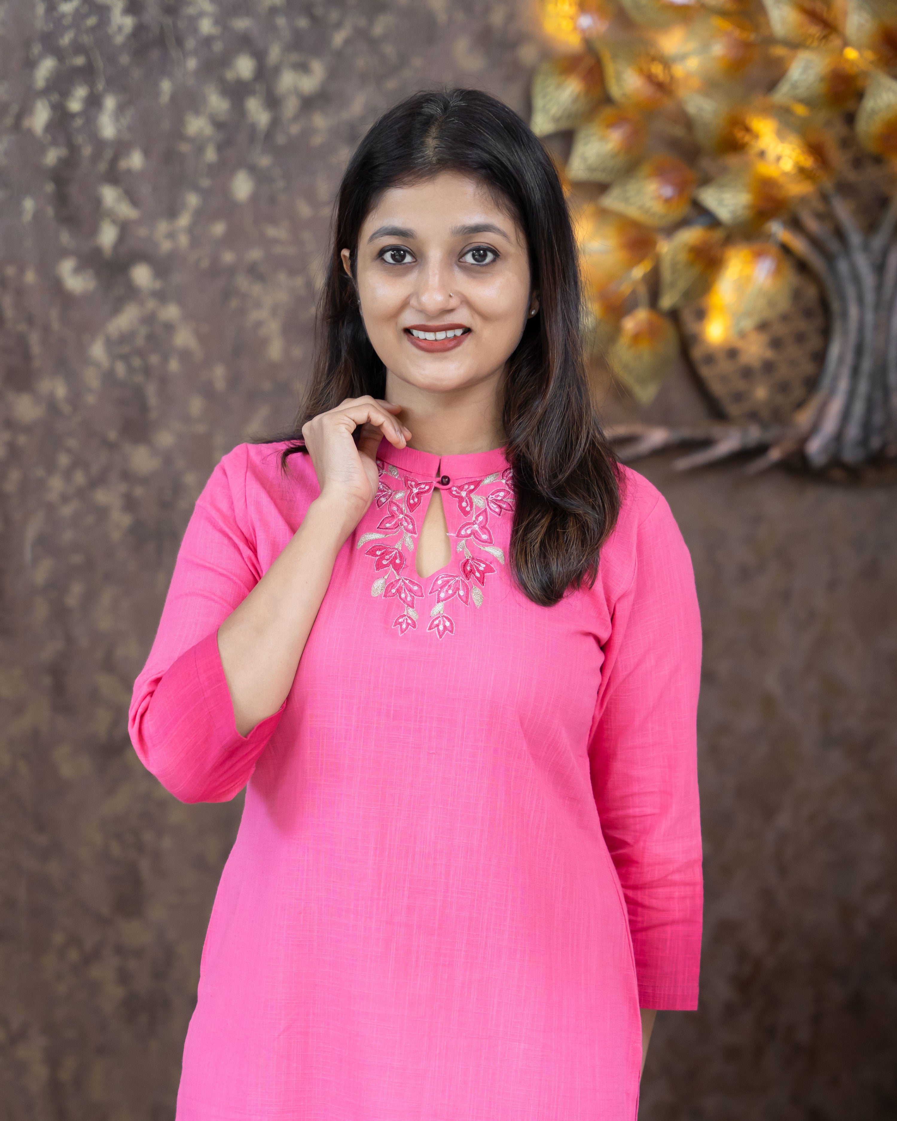 Load image into Gallery viewer, Pure Cotton Kurti-3150
