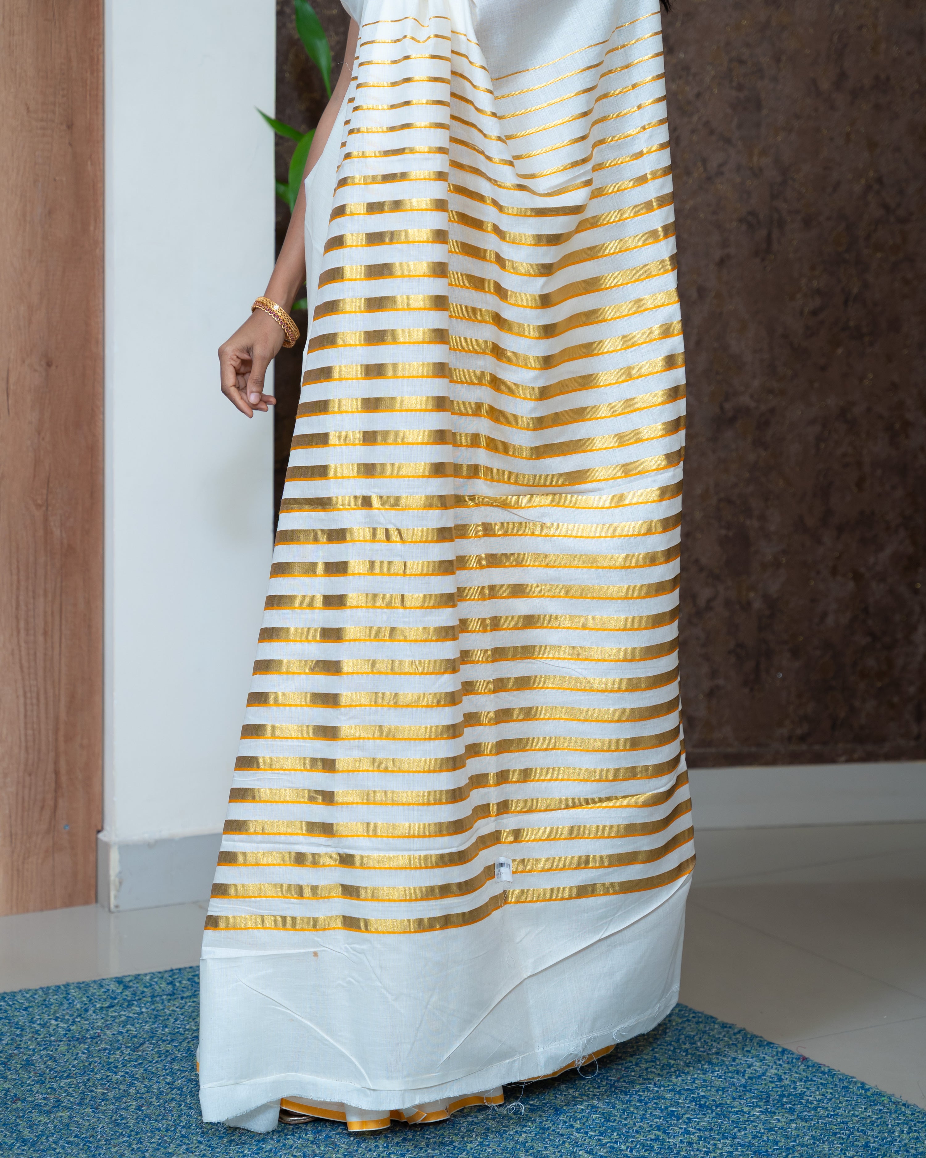 Load image into Gallery viewer, Soft Cotton Kerala Saree-7291
