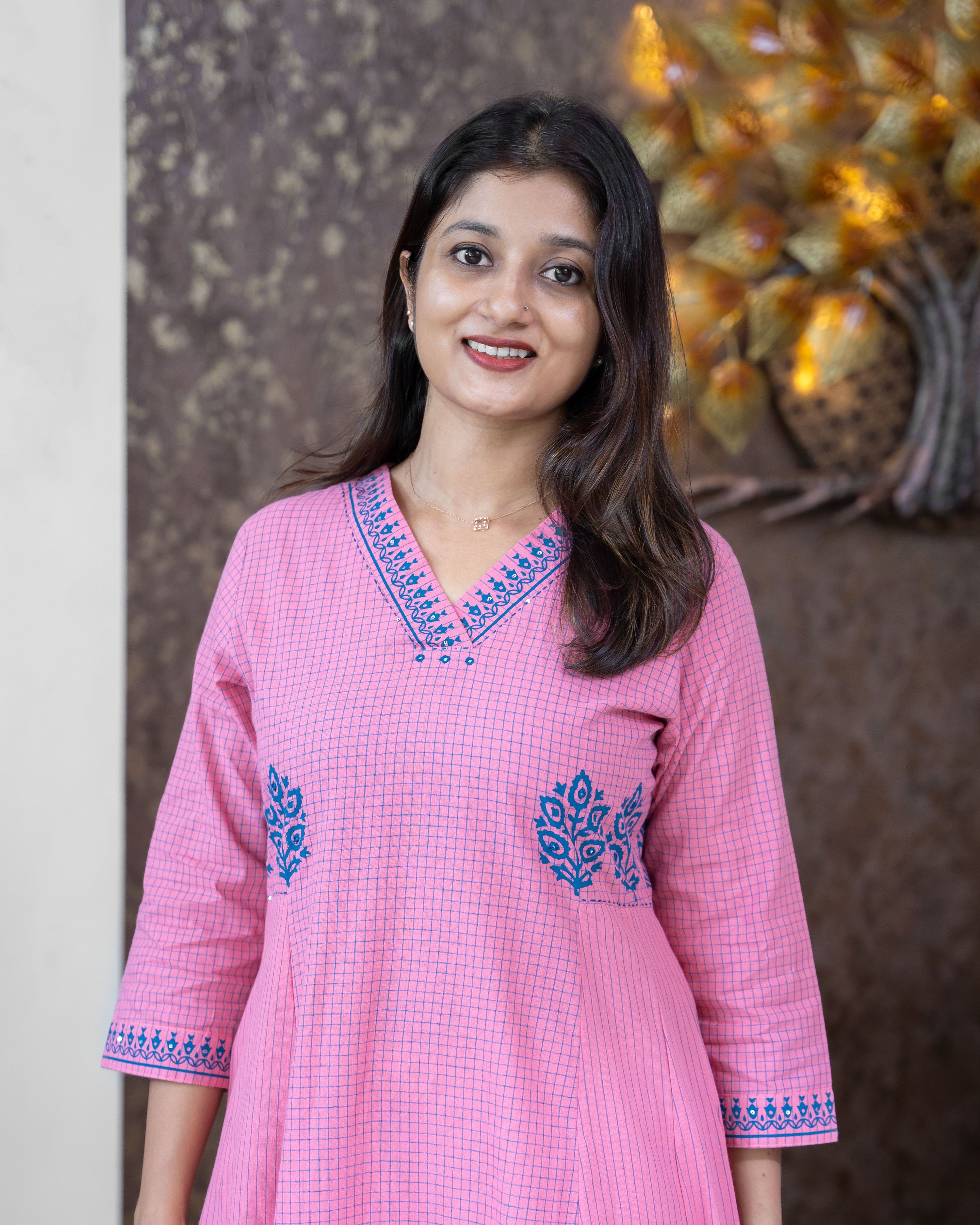 Load image into Gallery viewer, Pure Cotton Kurti-3167
