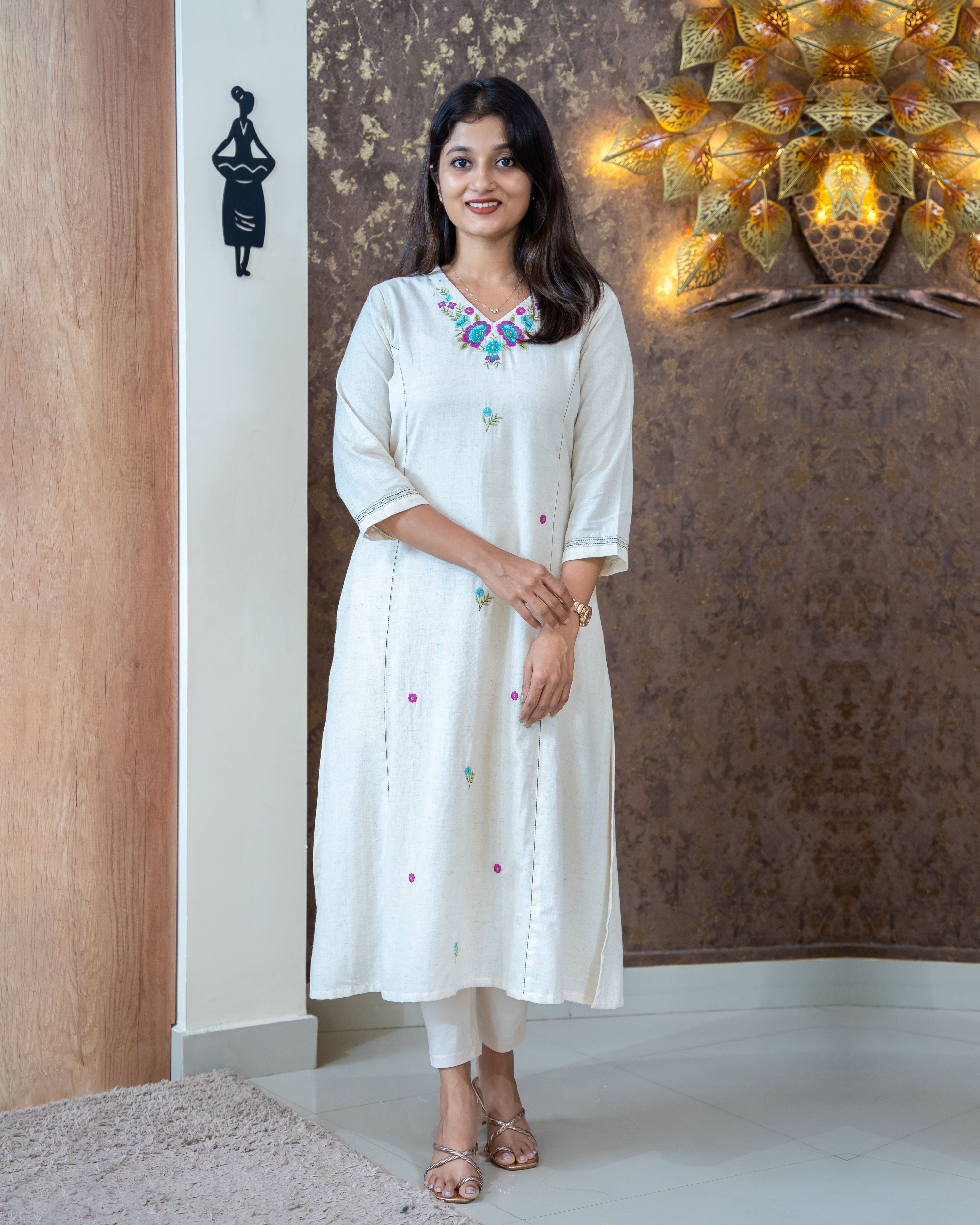 Load image into Gallery viewer, Pure Cotton Kurti-3168
