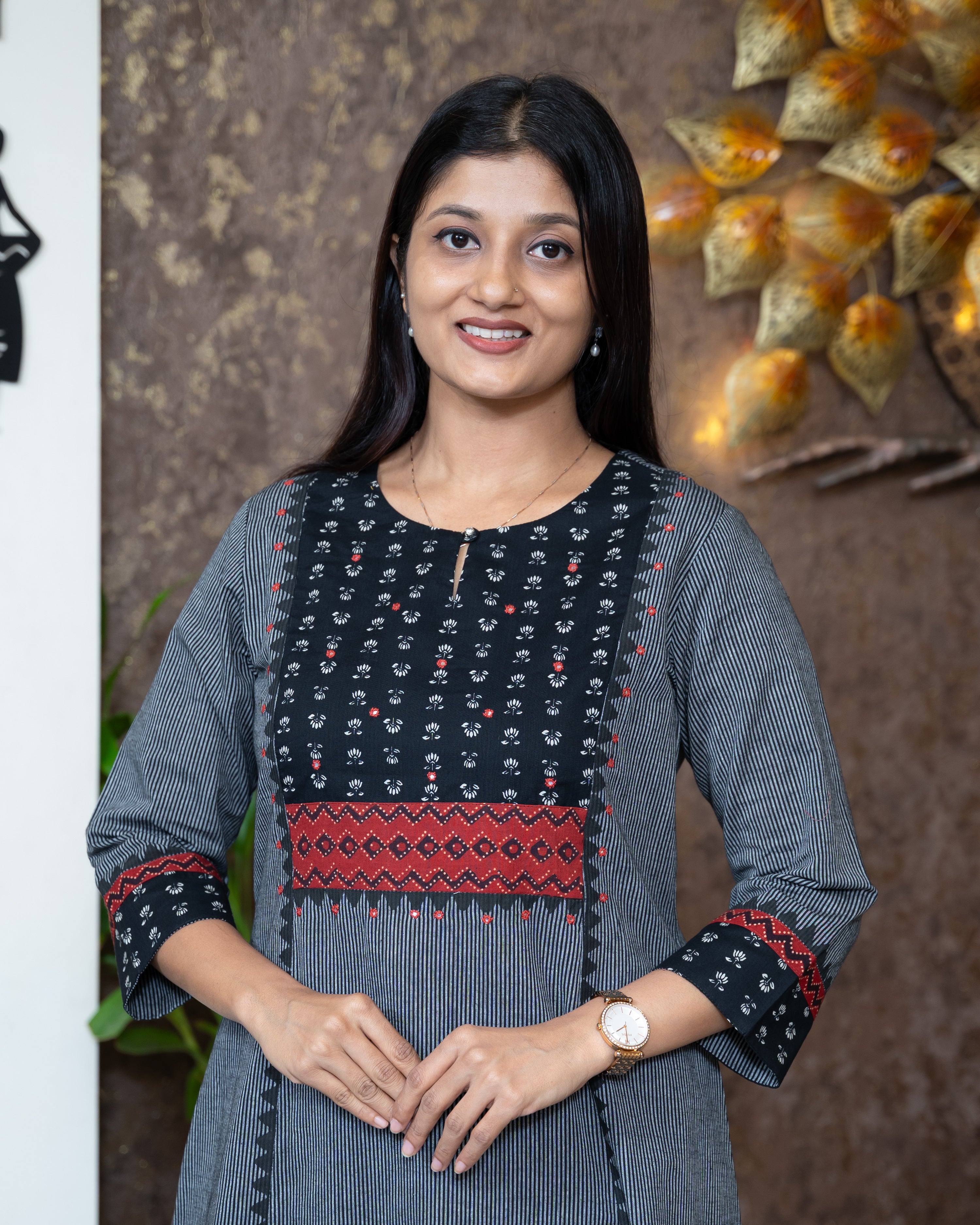 Load image into Gallery viewer, Cotton Kurti-7450
