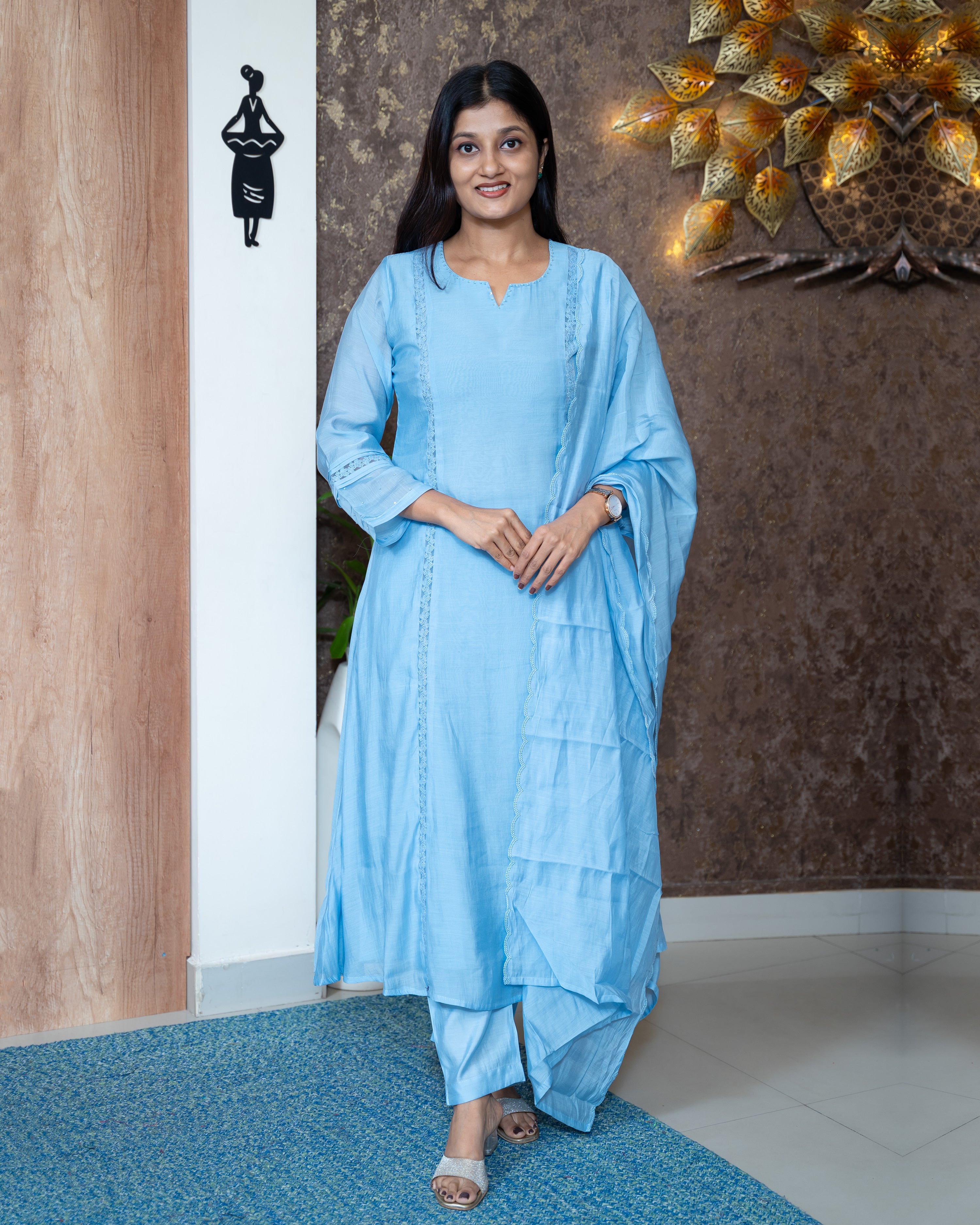 Load image into Gallery viewer, Mul Chanderi Suit-7515
