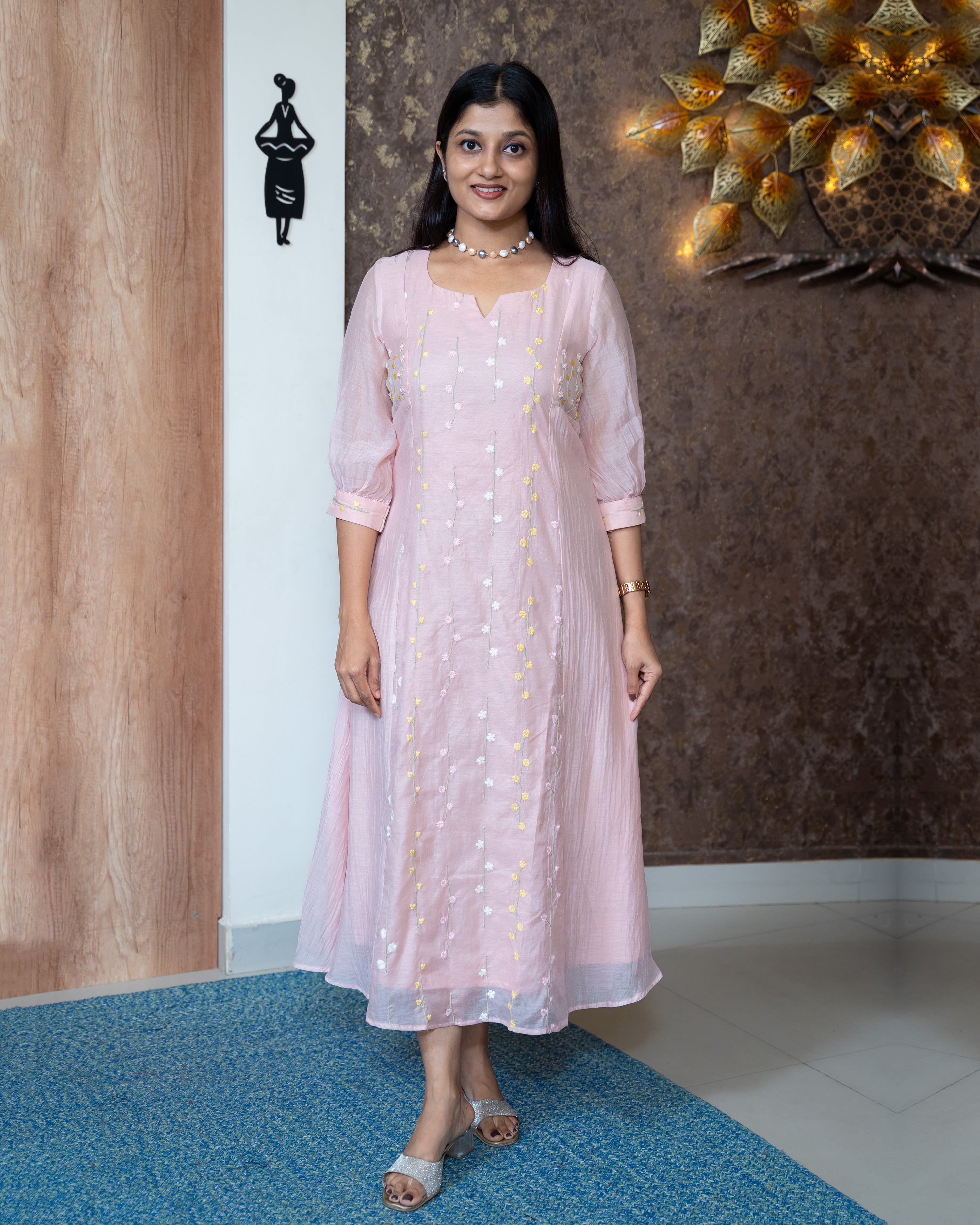 Load image into Gallery viewer, Mul Chanderi Designer Kurti(Pre-Order)-1074
