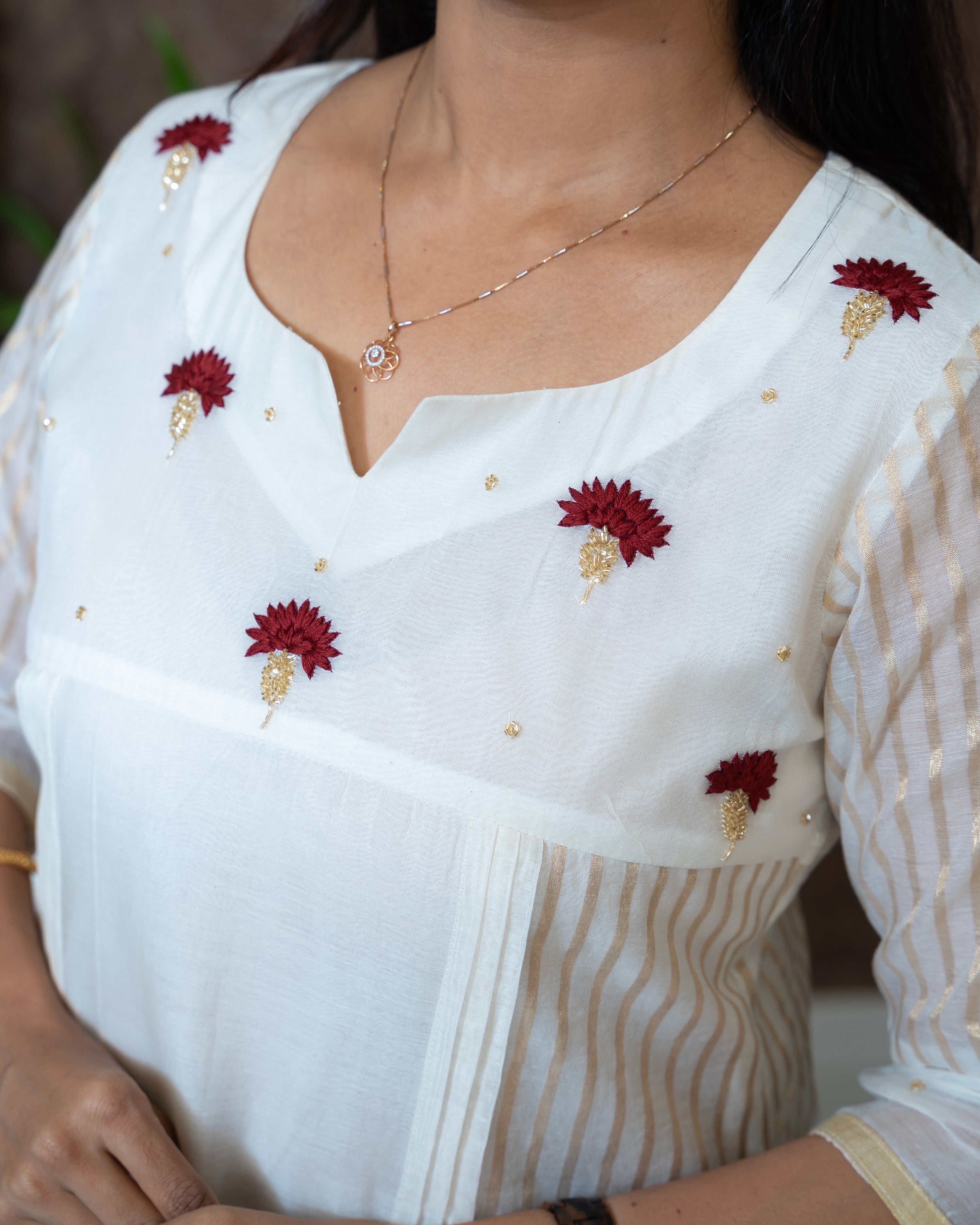 Load image into Gallery viewer, Mul Chanderi Designer Kurti(Pre-Order)-1053
