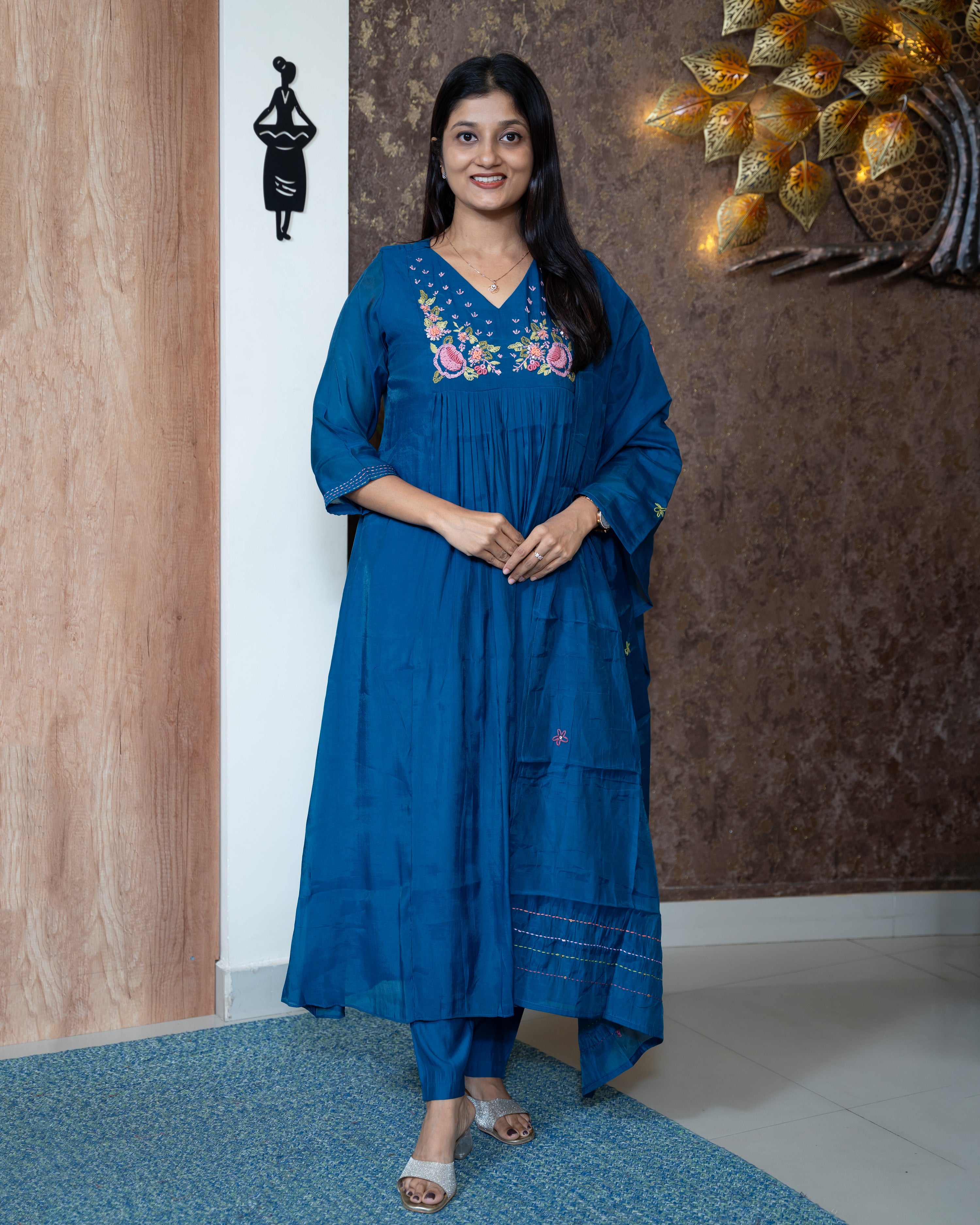 Load image into Gallery viewer, Mul Chanderi Suit-7545
