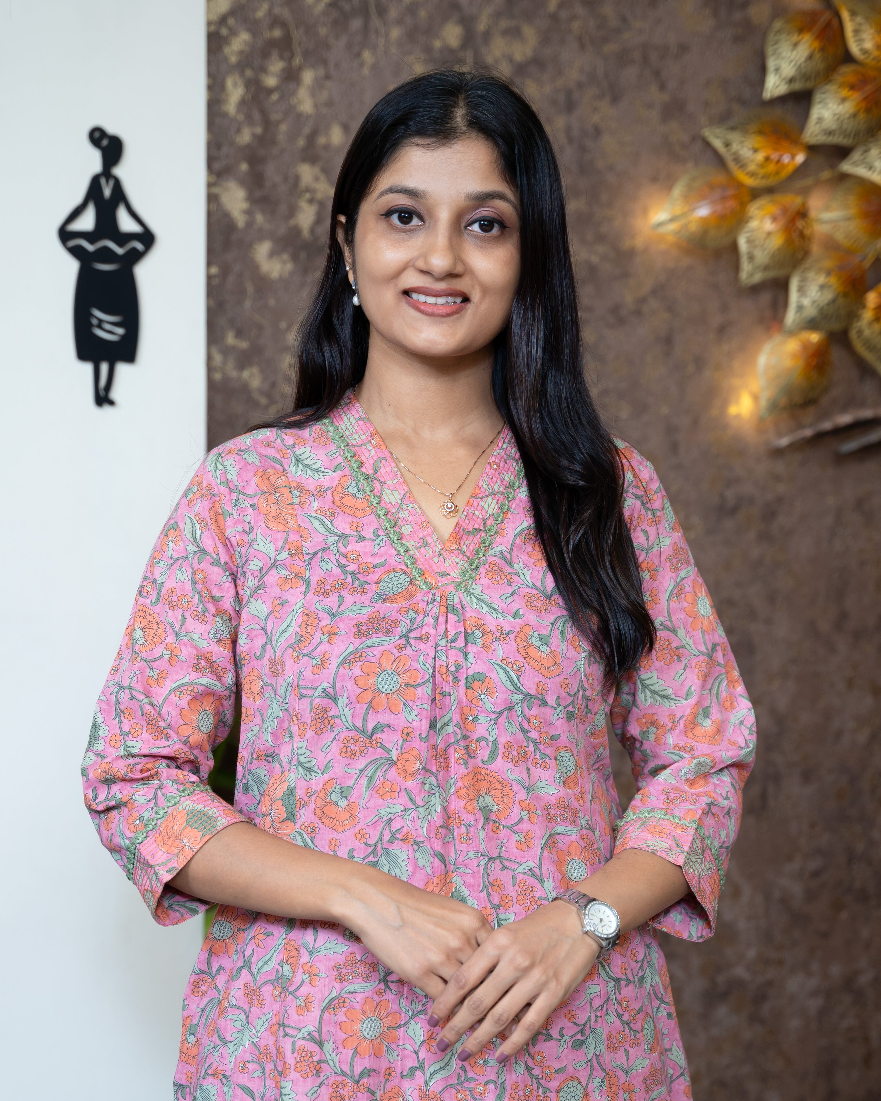 Load image into Gallery viewer, Cotton Kurti-7583

