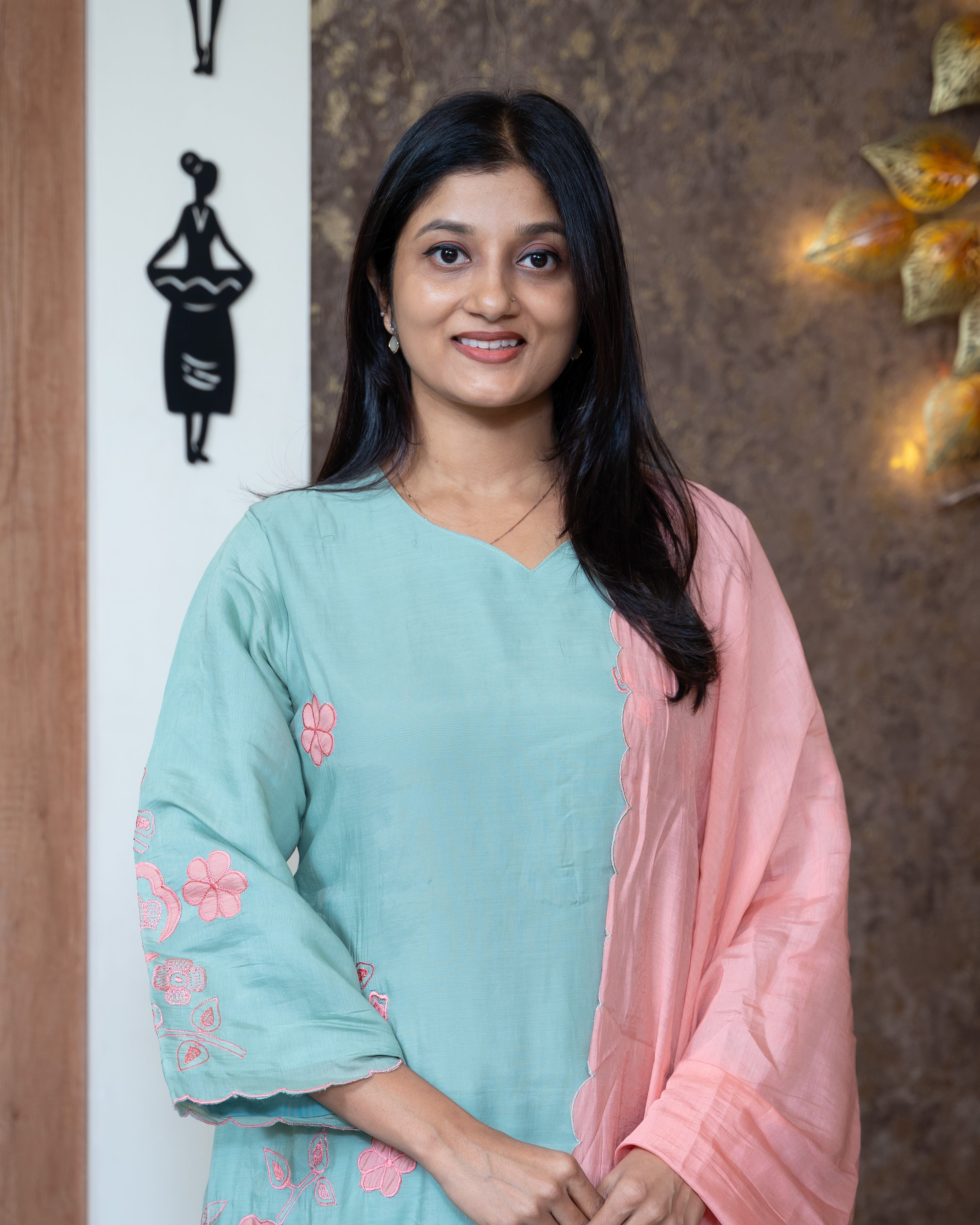 Load image into Gallery viewer, Mul Chanderi Suit-7576
