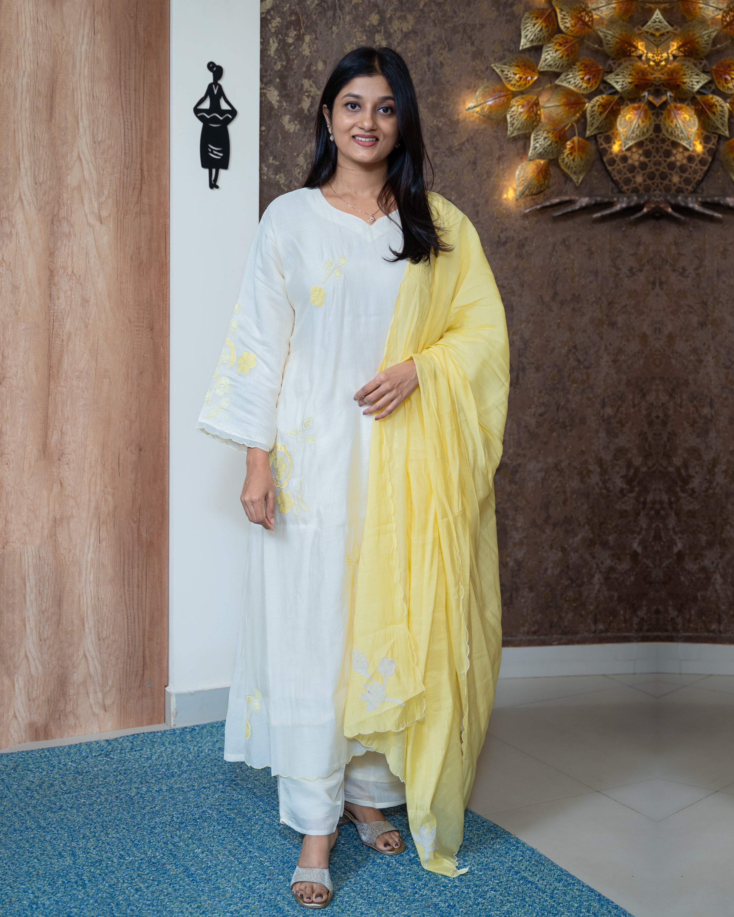 Load image into Gallery viewer, Mul Chanderi Suit-7576
