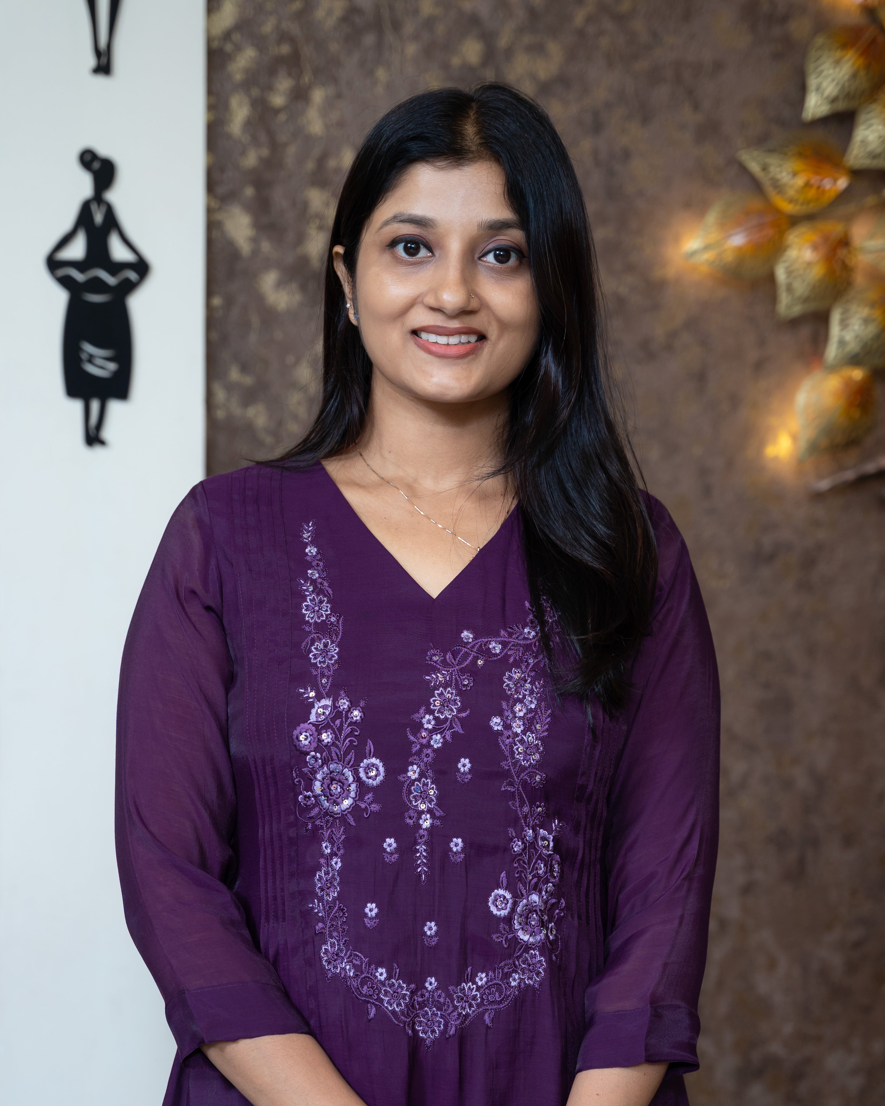 Load image into Gallery viewer, Mul Chanderi Kurti-7611
