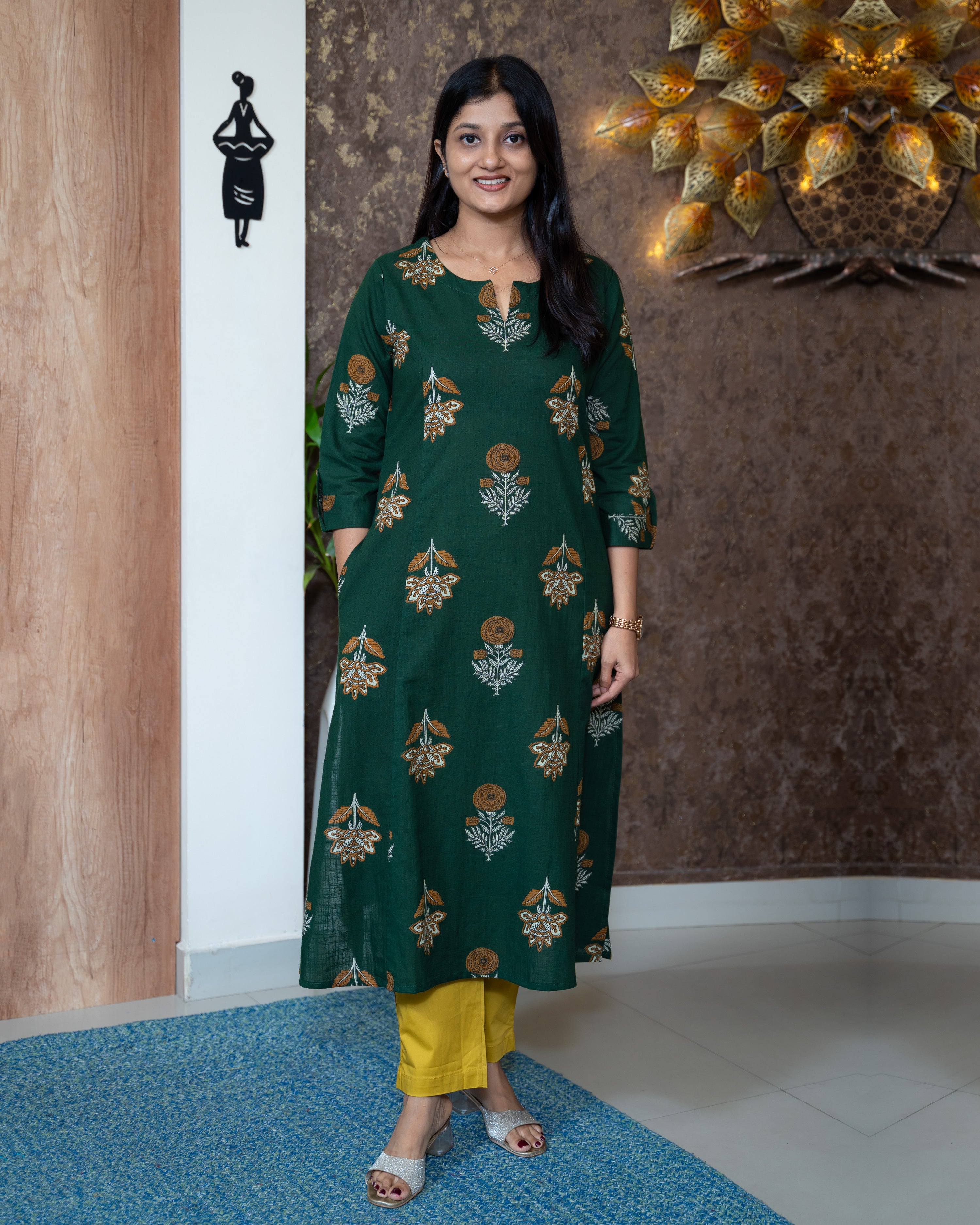 Load image into Gallery viewer, Cotton Kurti-7654
