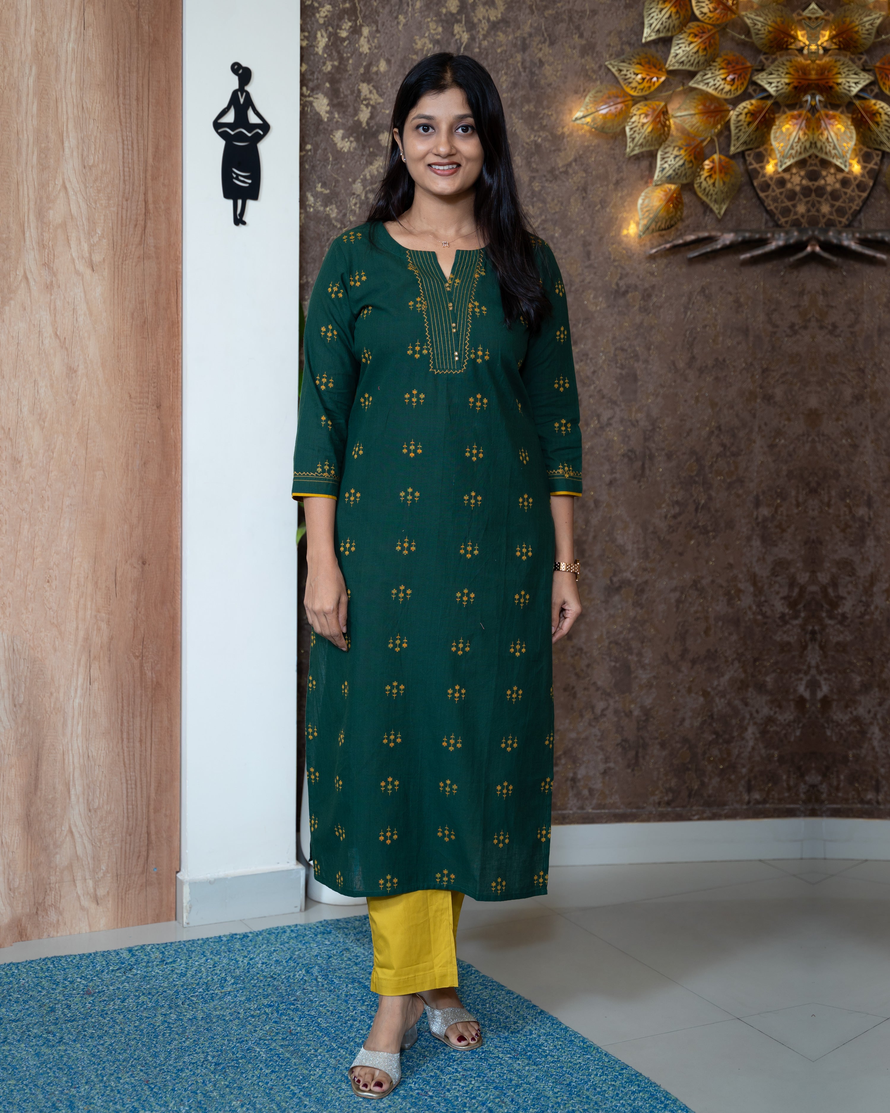 Load image into Gallery viewer, Cotton Kurti-7643
