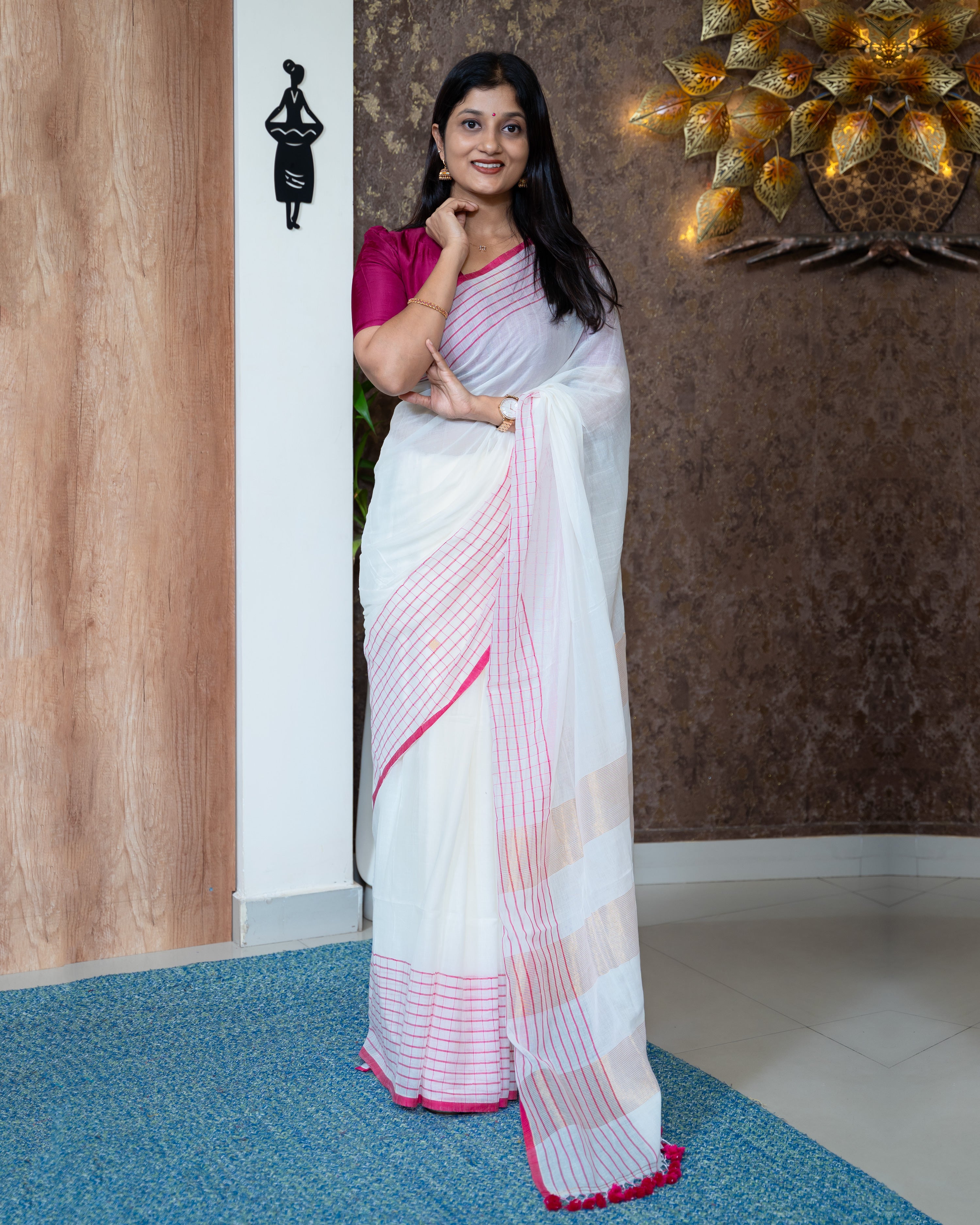 Load image into Gallery viewer, Mul Cotton Saree-7657

