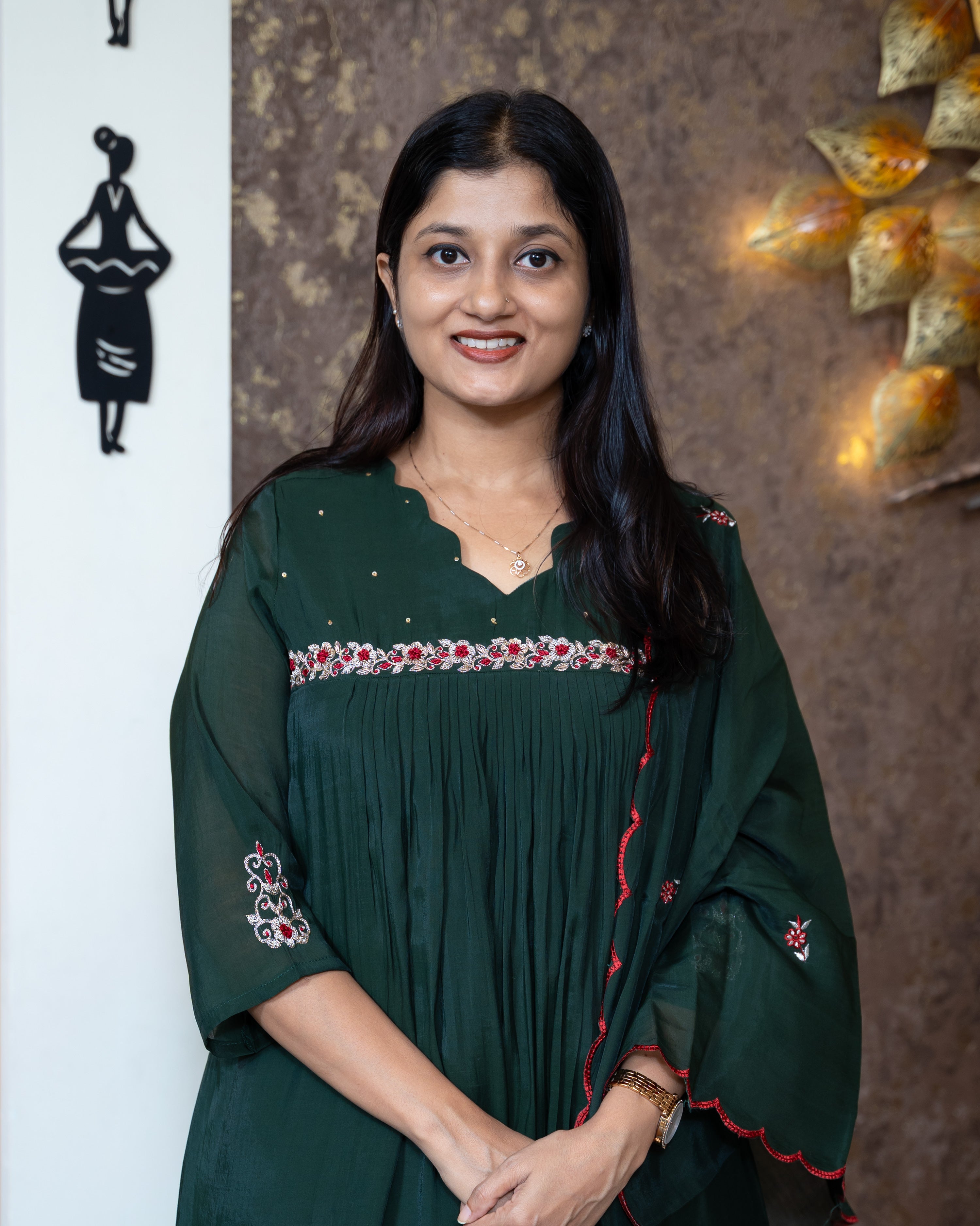 Load image into Gallery viewer, Mul Chanderi Suit-7698
