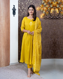 Mul Cotton Designer Kurti and Dupatta( Pre-Order)-3422