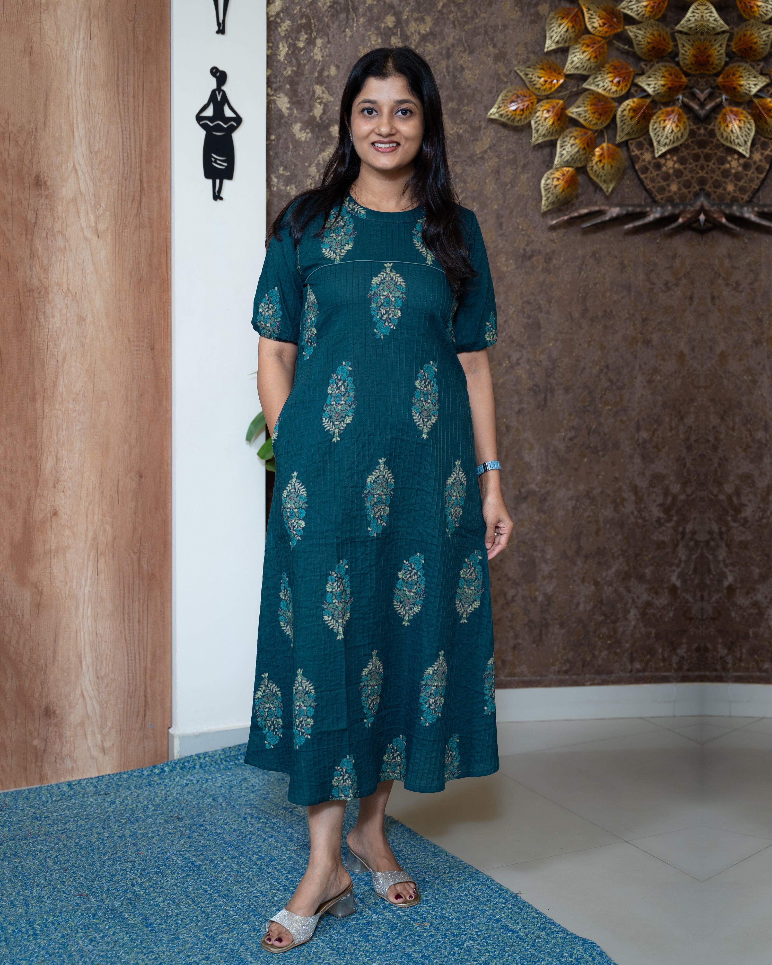 Load image into Gallery viewer, Cotton Designer Kurti(Pre-Order)-1096
