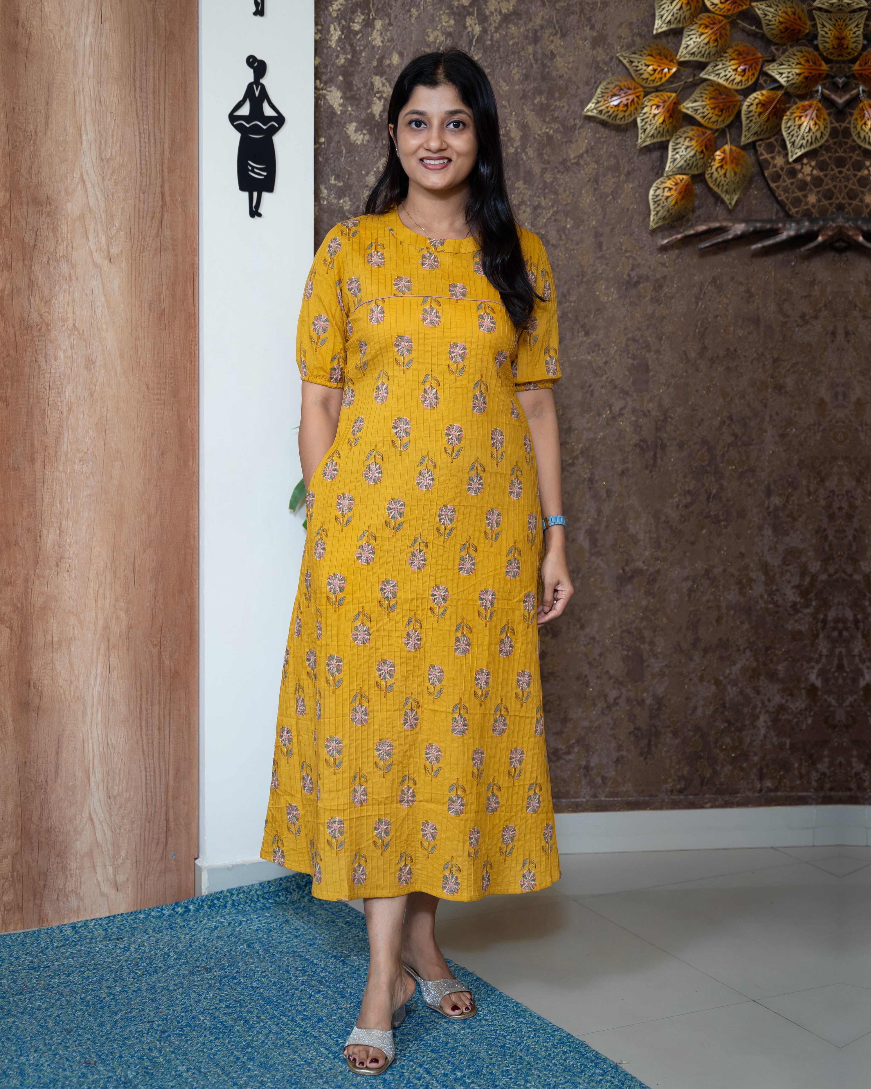Load image into Gallery viewer, Cotton Designer Kurti(Pre-Order)-1096
