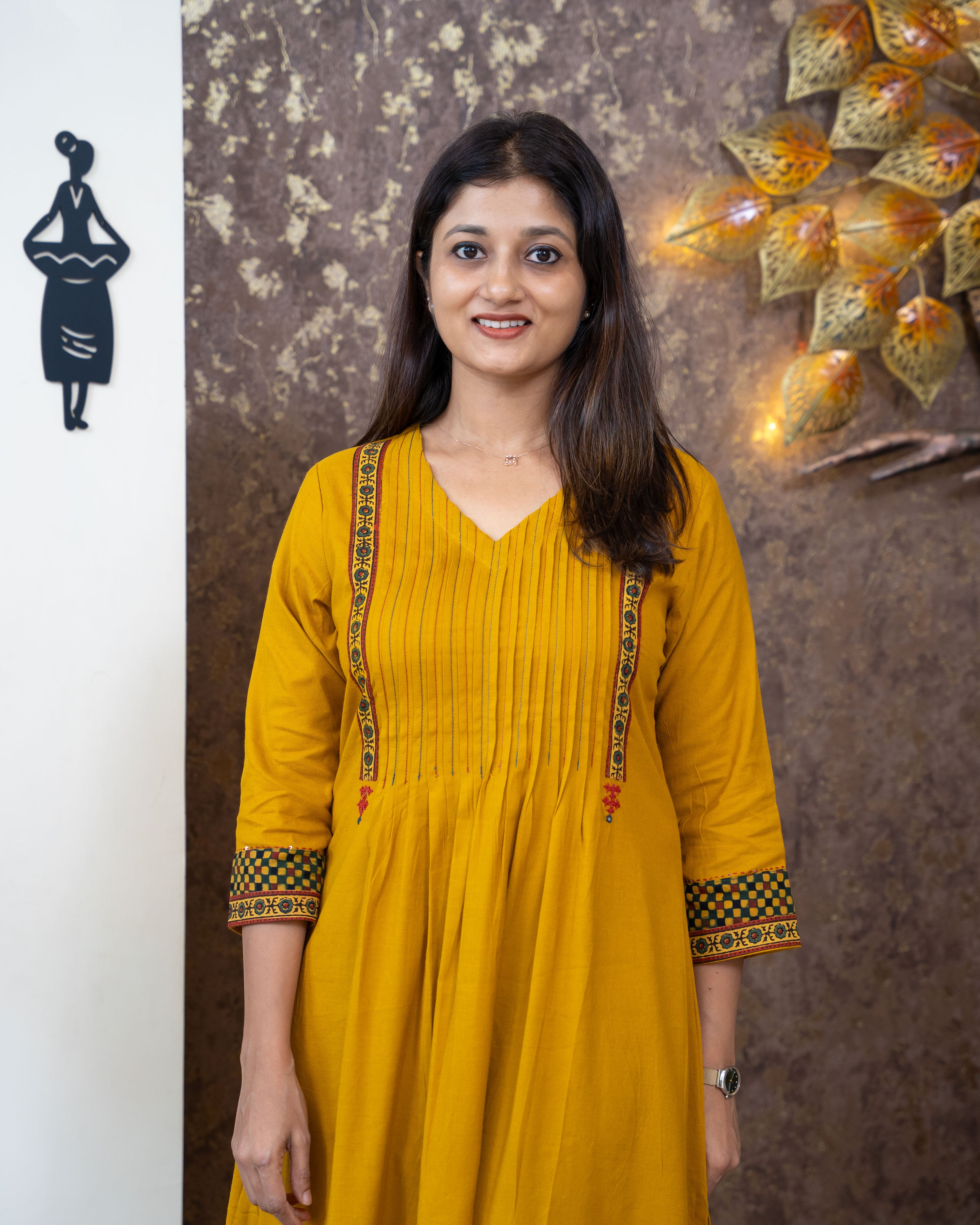 Load image into Gallery viewer, Rayon Cotton Kurti-3478
